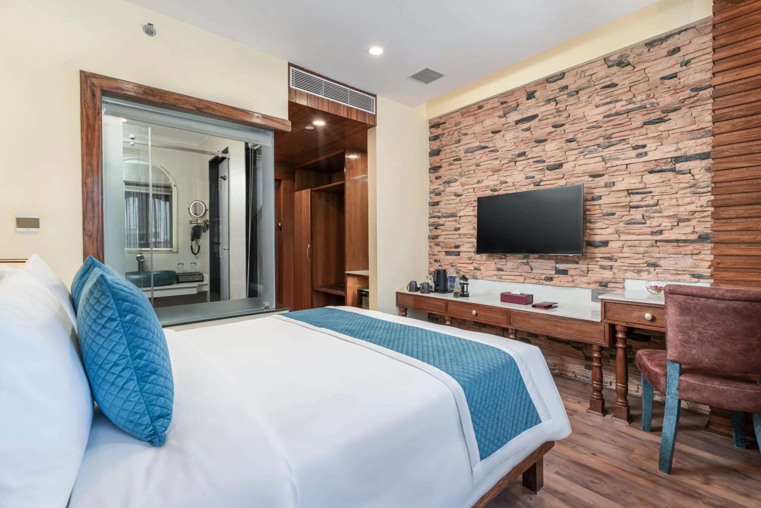 Bedroom, Bed in Aarya Hotel and Spa - Eternal Heritage