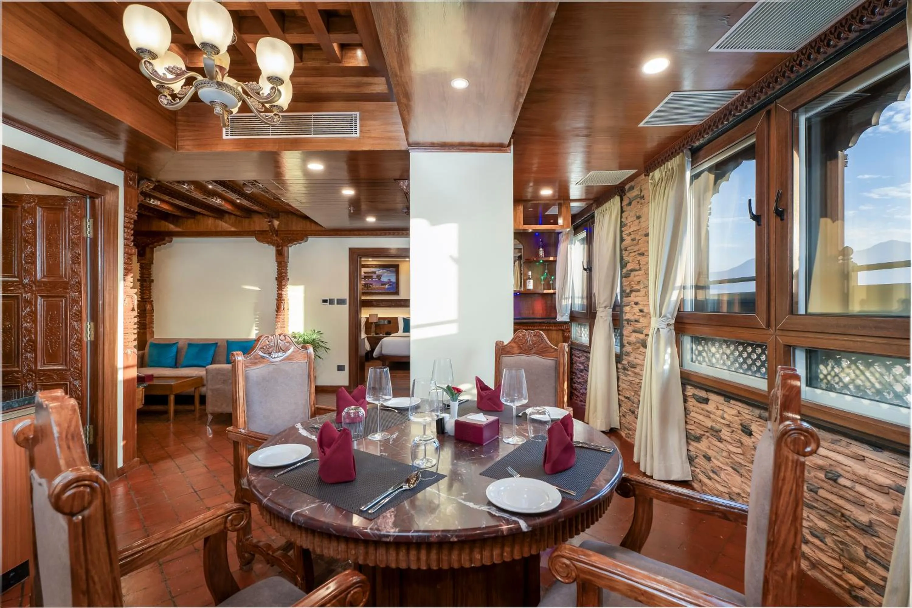 Dining area in Aarya Hotel and Spa - Eternal Heritage