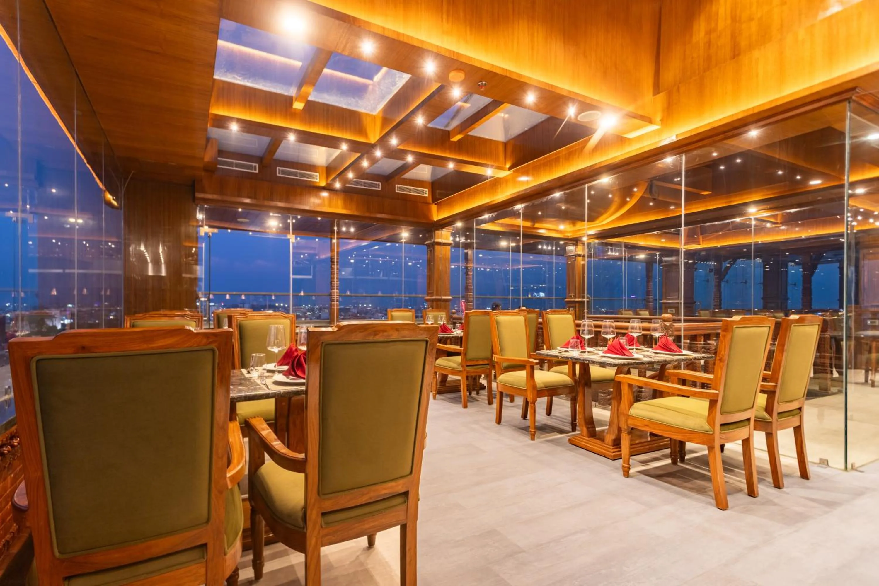Restaurant/places to eat in Aarya Hotel and Spa - Eternal Heritage