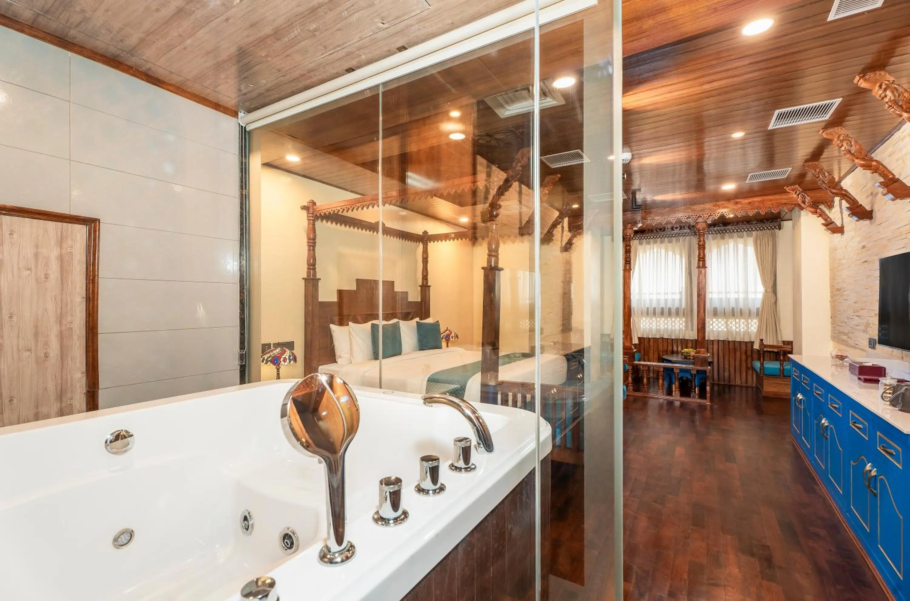 Bathroom in Aarya Hotel and Spa - Eternal Heritage