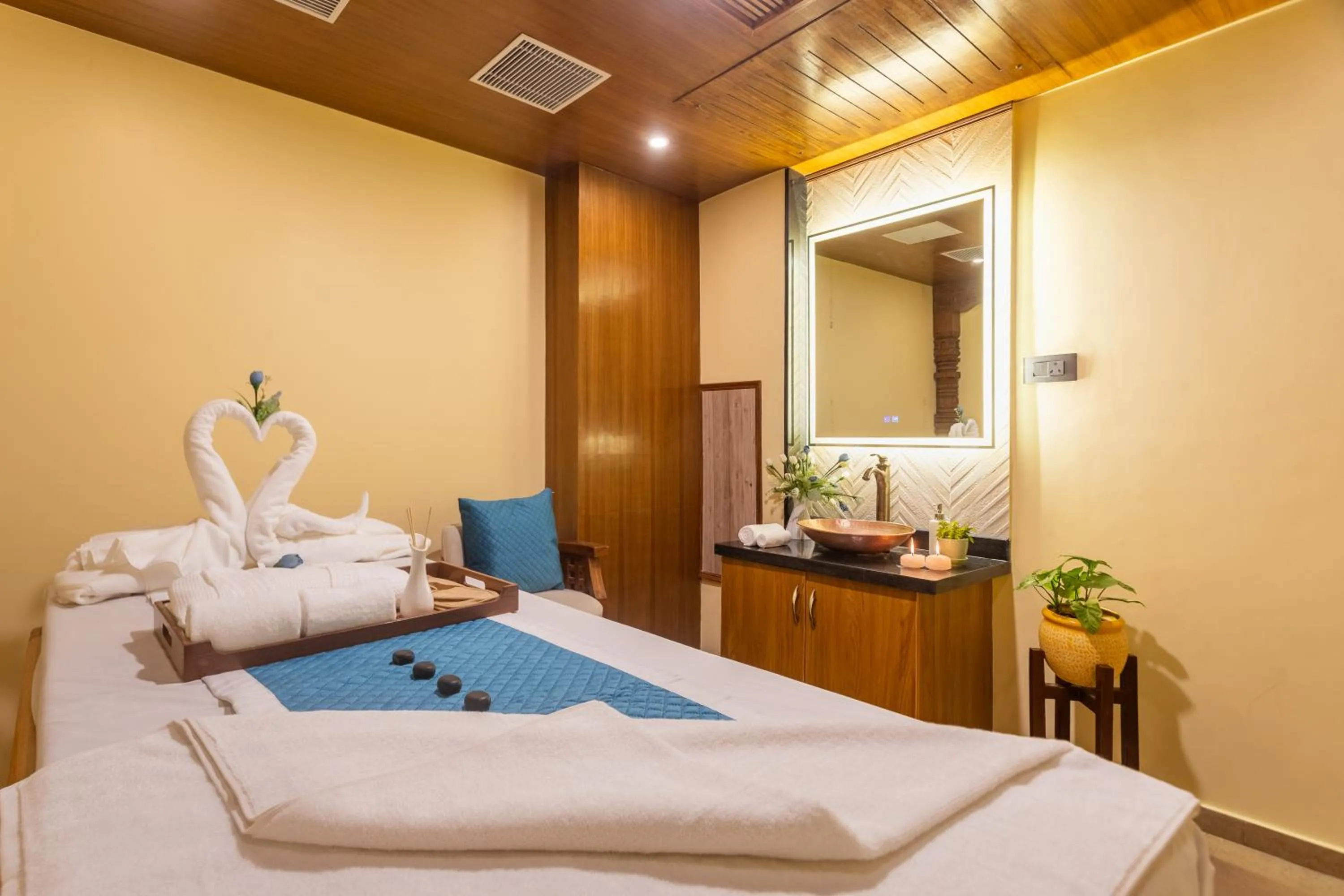 Spa and wellness centre/facilities, Bed in Aarya Hotel and Spa - Eternal Heritage