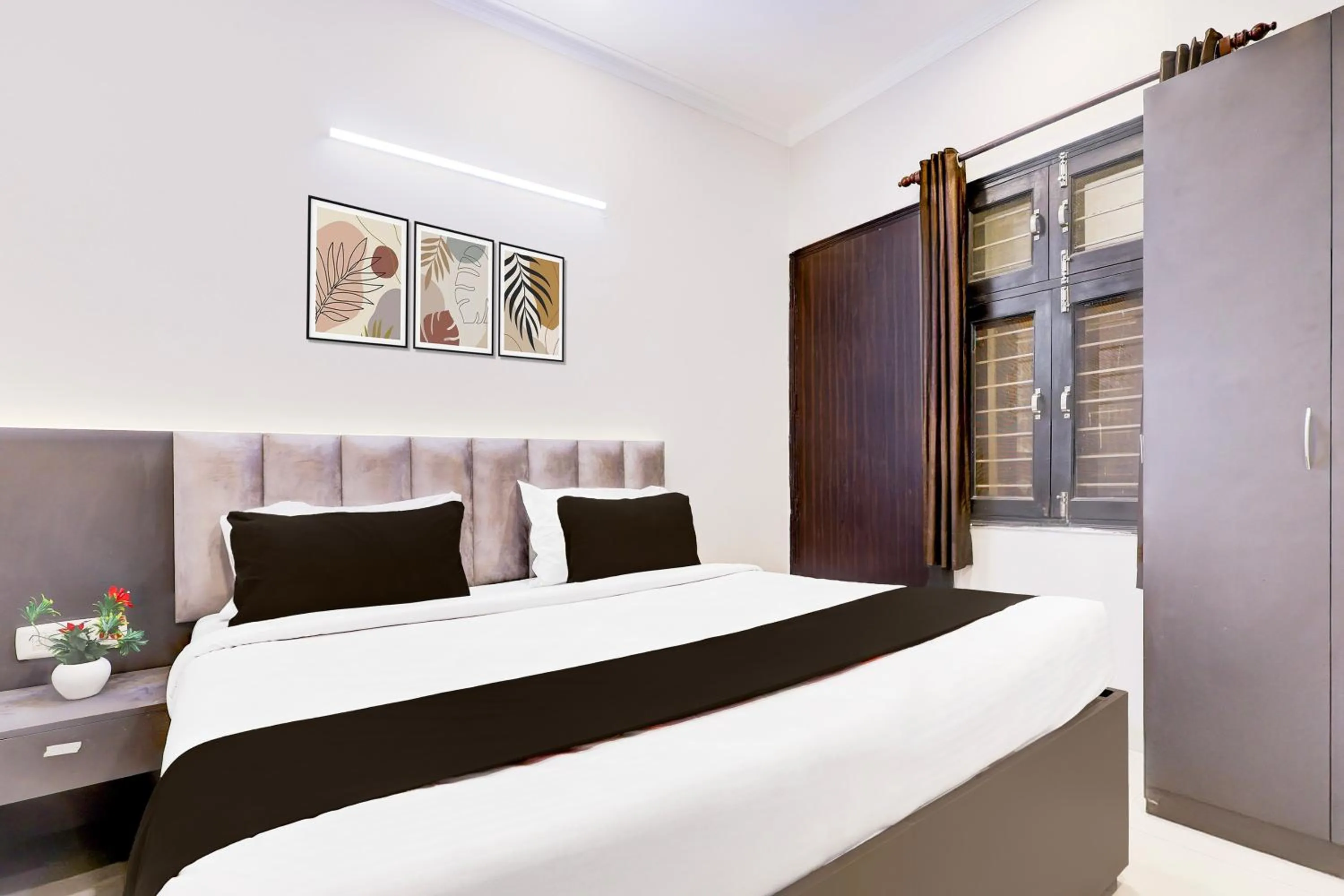 Hotel O Rangpuri Mahipalpur