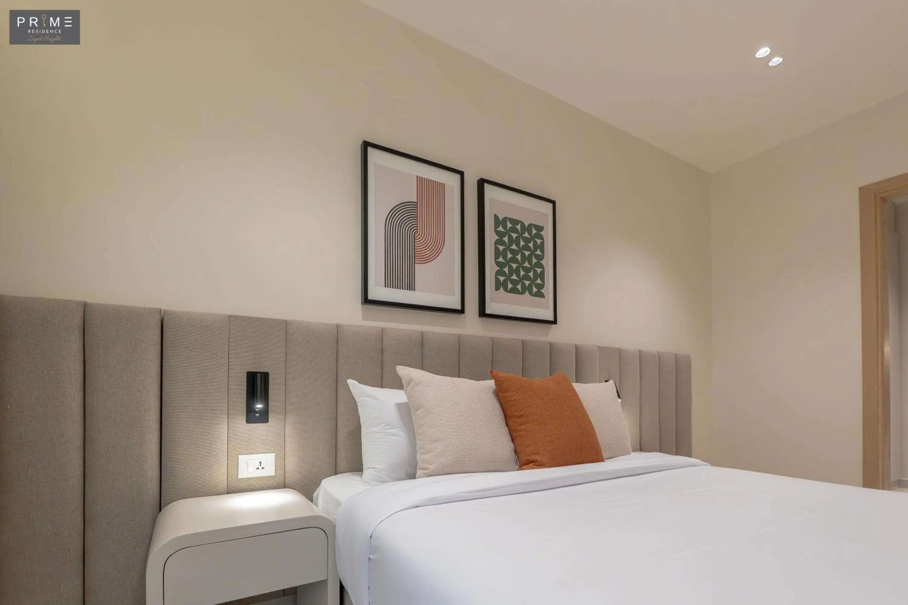 Bed in Prime Residence Zayed Heights