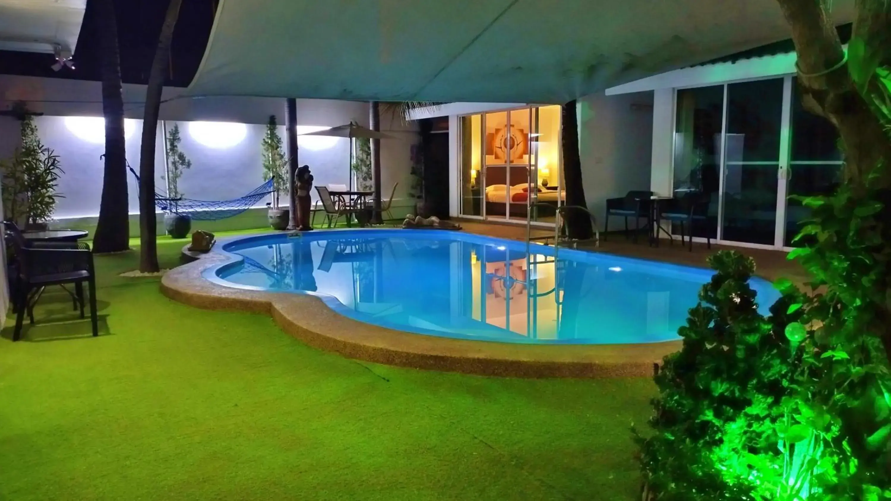 Property building in Coconut Palms Property building in Coconut Palms
