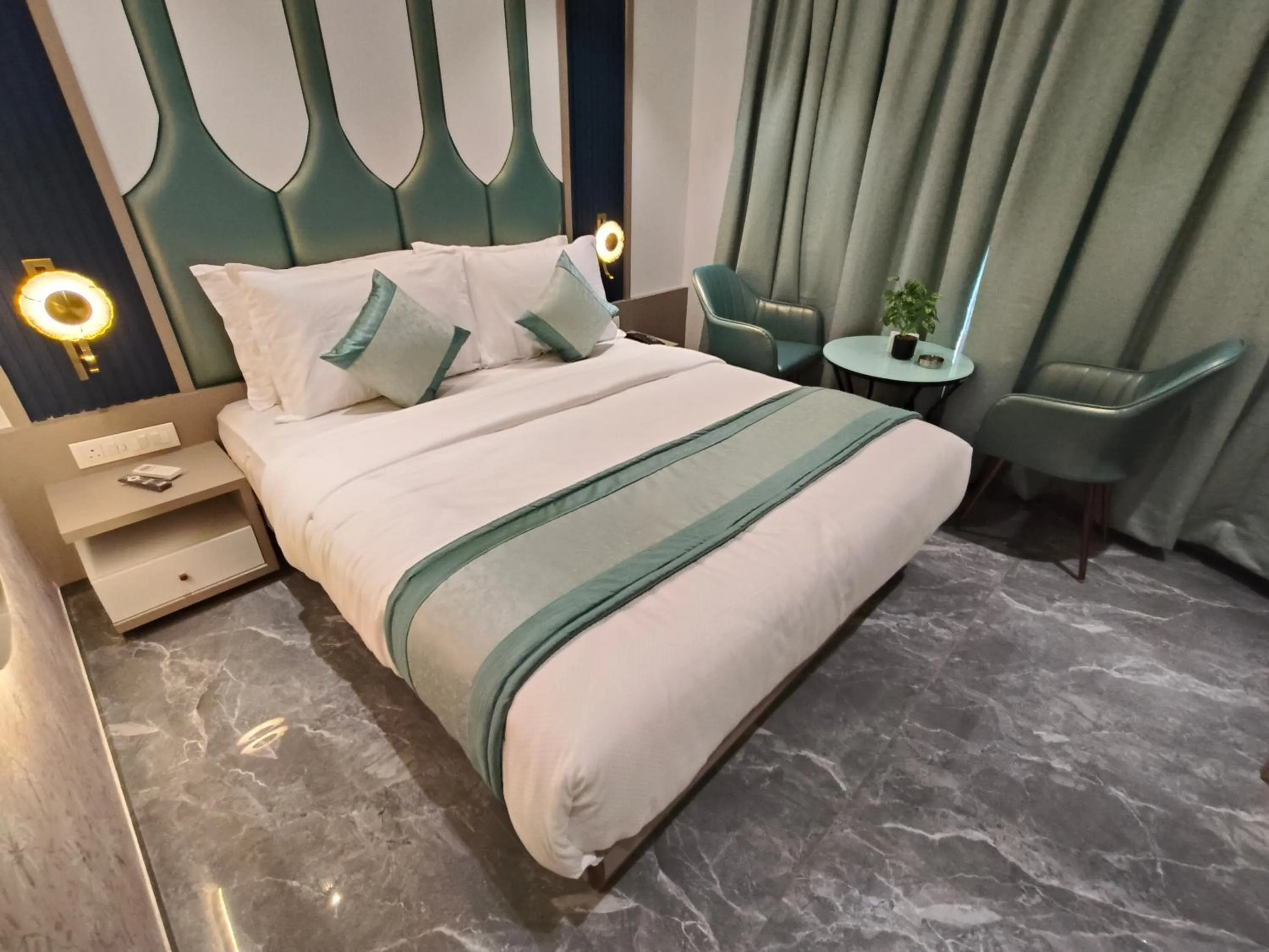 Superior Double Room - single occupancy in Hotel Prime Suites Airoli