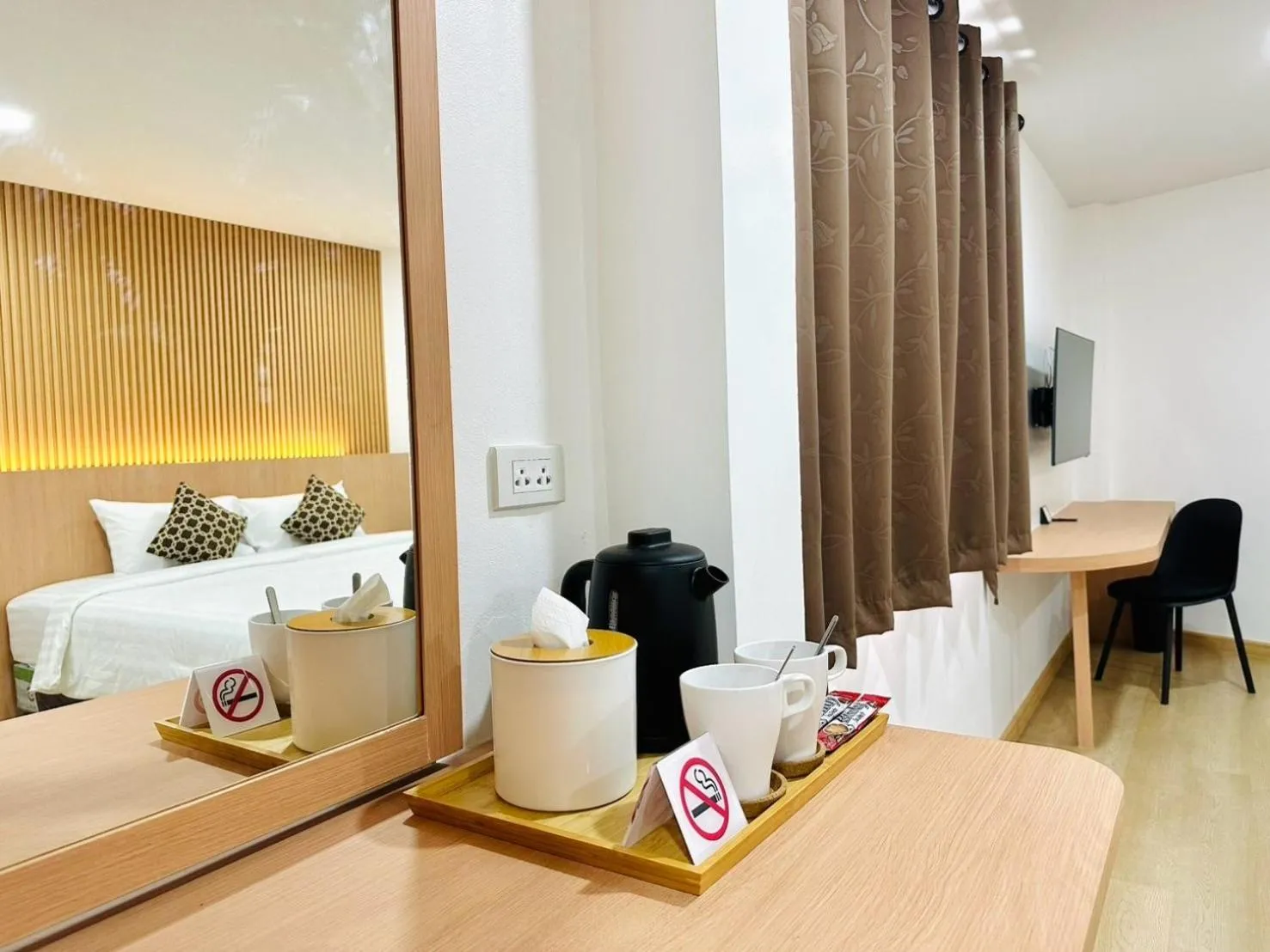 Coffee/tea facilities, Bed in The Cozy 77