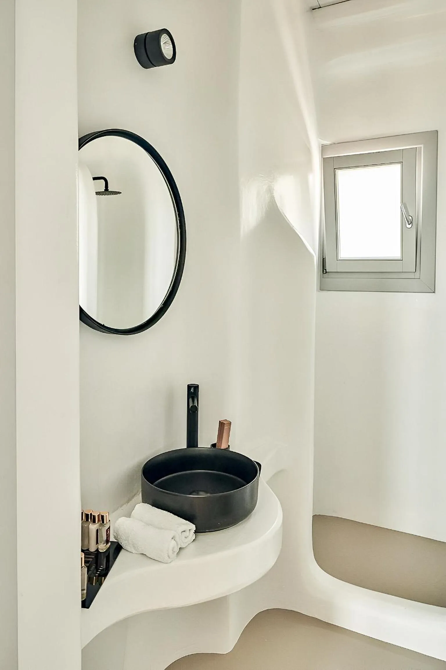 Bathroom in Hotiday Mykonos Fanari