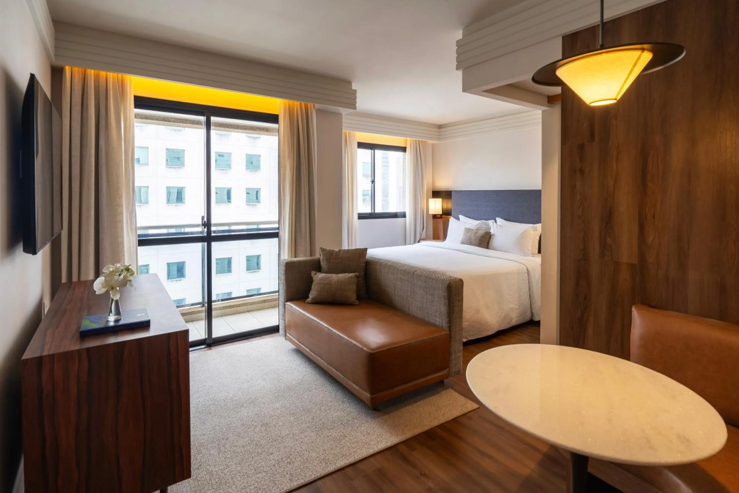 Bedroom, Bed in Estanplaza International