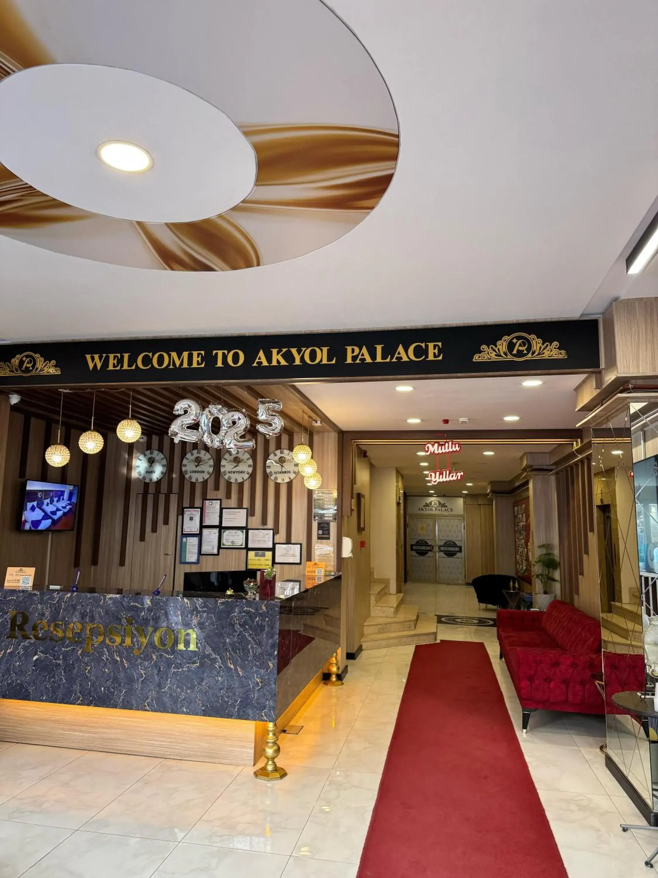 Lobby or reception in Akyol Palace Lobby or reception in Akyol Palace