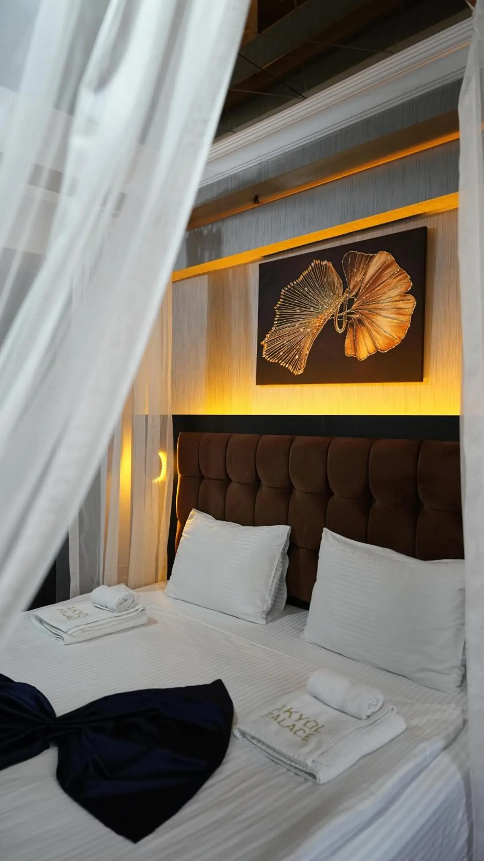 Bedroom, Bed in Akyol Palace Bedroom, Bed in Akyol Palace