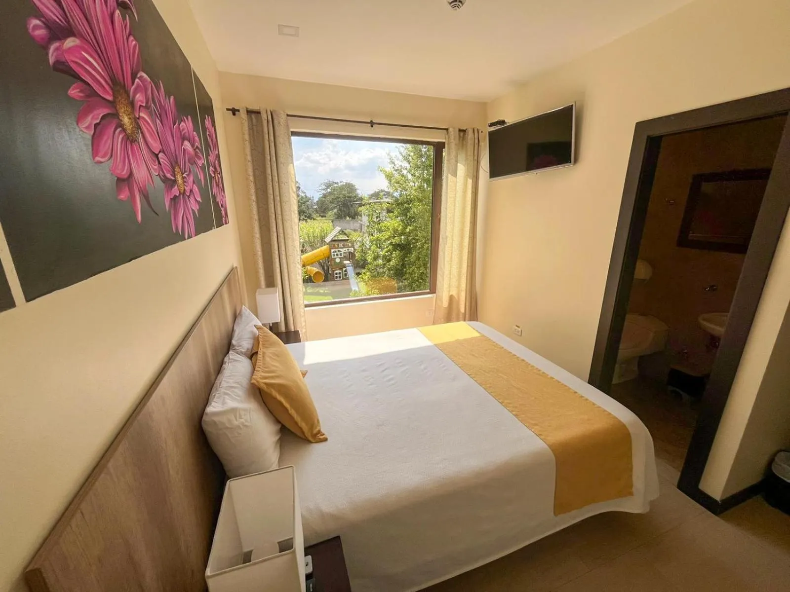 Hotel Las Mercedes Airport-Quito