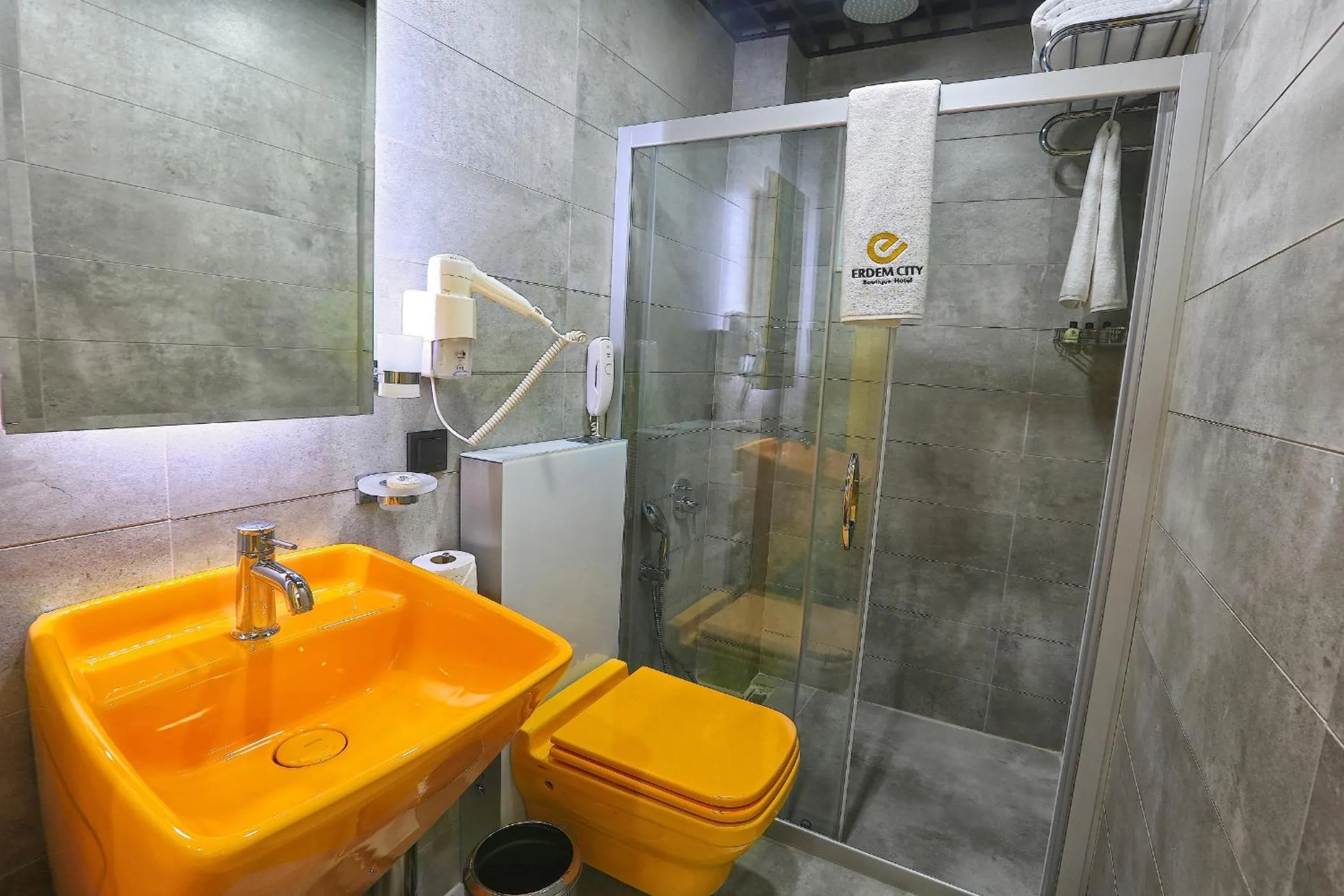 Bathroom in Erdem City Hotel