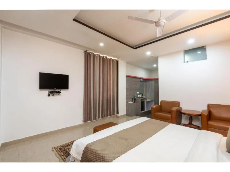 TV and multimedia, Bed in Hotel Shiva Sanctuary by DLS Hotels, McLeod Ganj