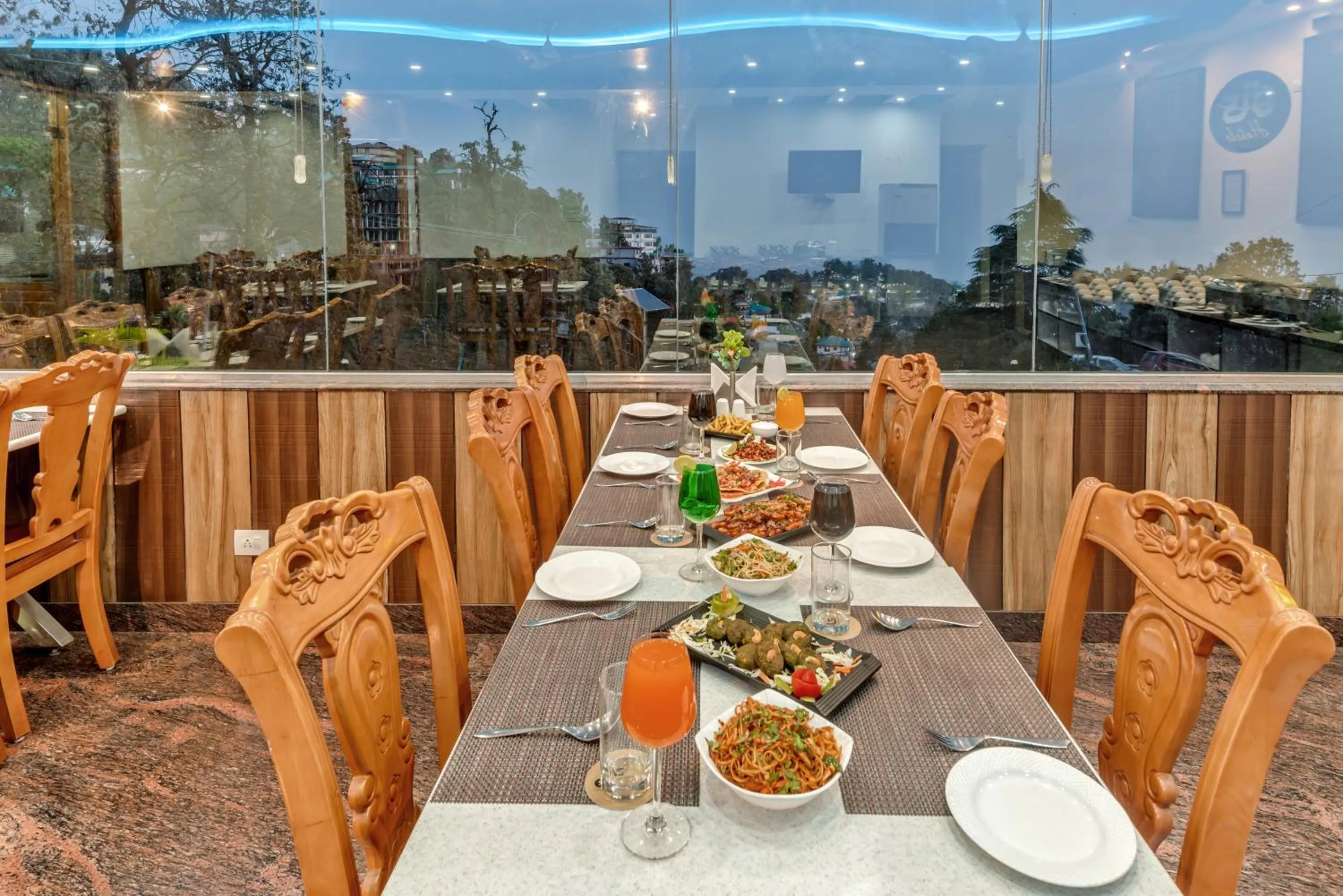 Restaurant/places to eat in Hotel Shiva Sanctuary by DLS Hotels, McLeod Ganj