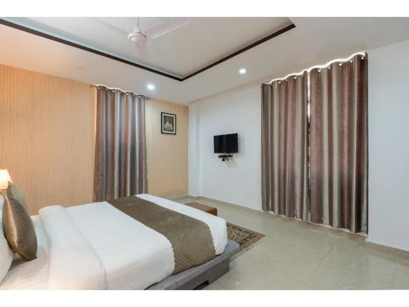 TV and multimedia, Bed in Hotel Shiva Sanctuary by DLS Hotels, McLeod Ganj