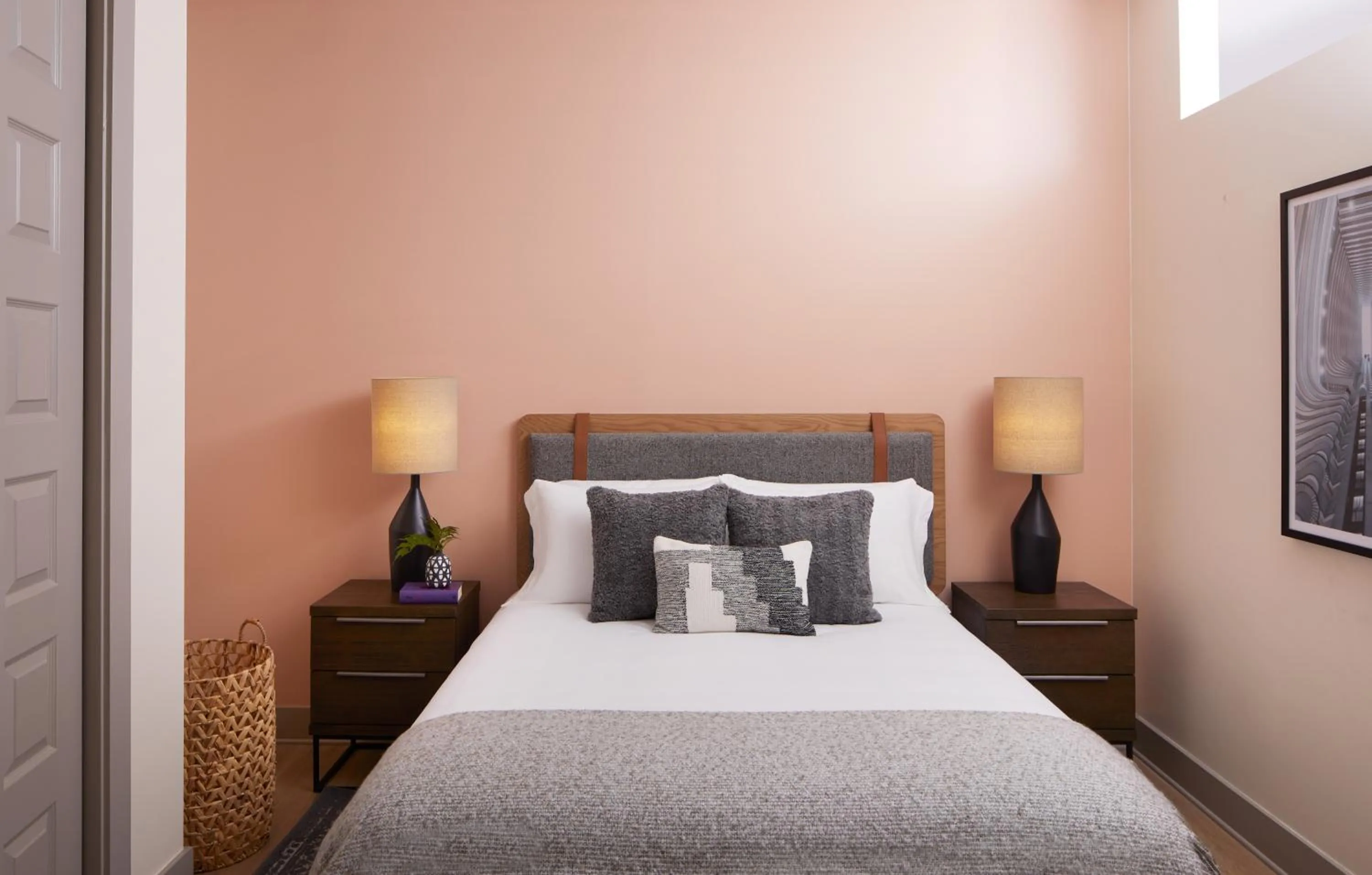 Bed in Sentral West Midtown at Star Metals