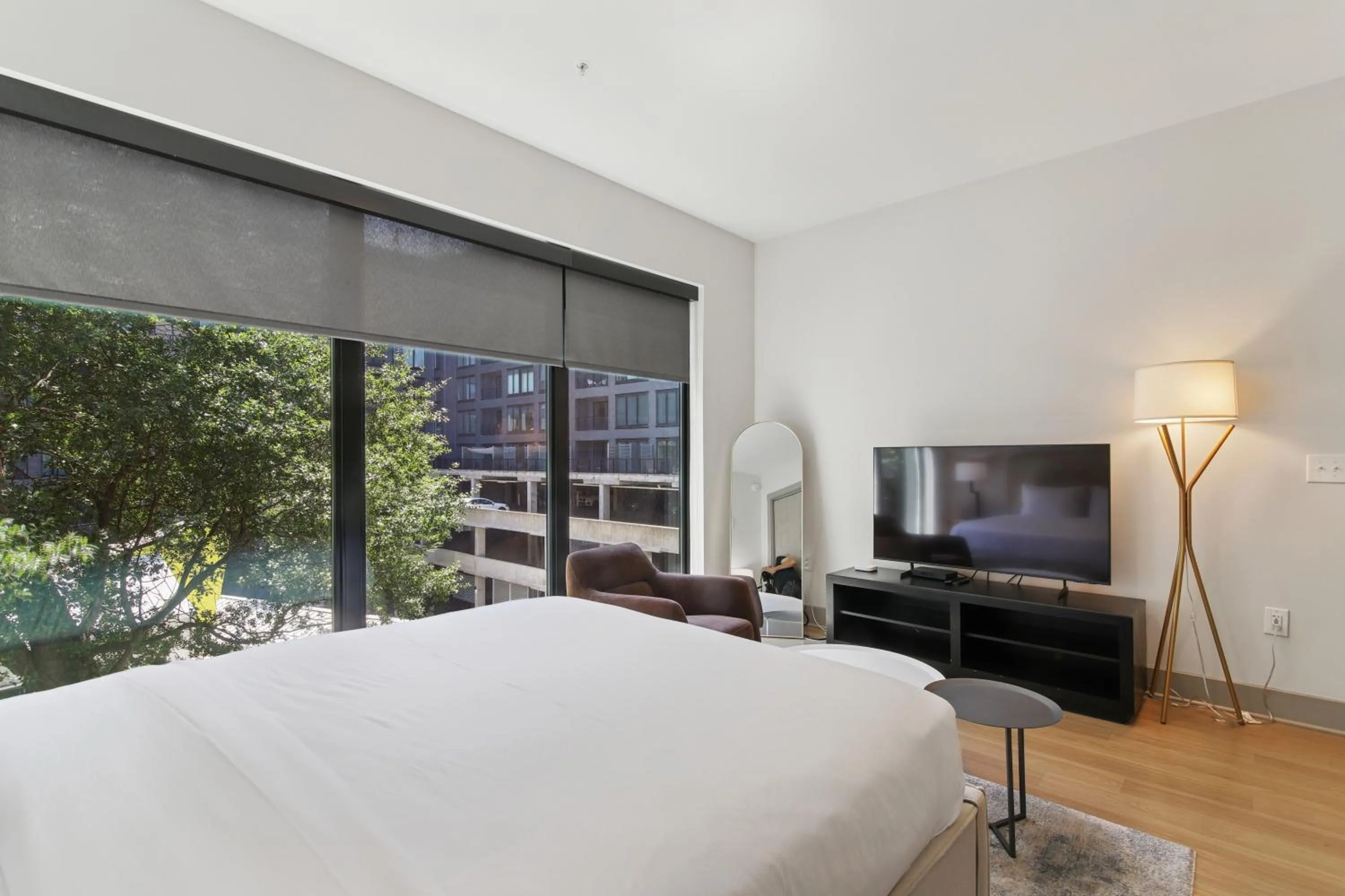 Bed in Sentral West Midtown at Star Metals
