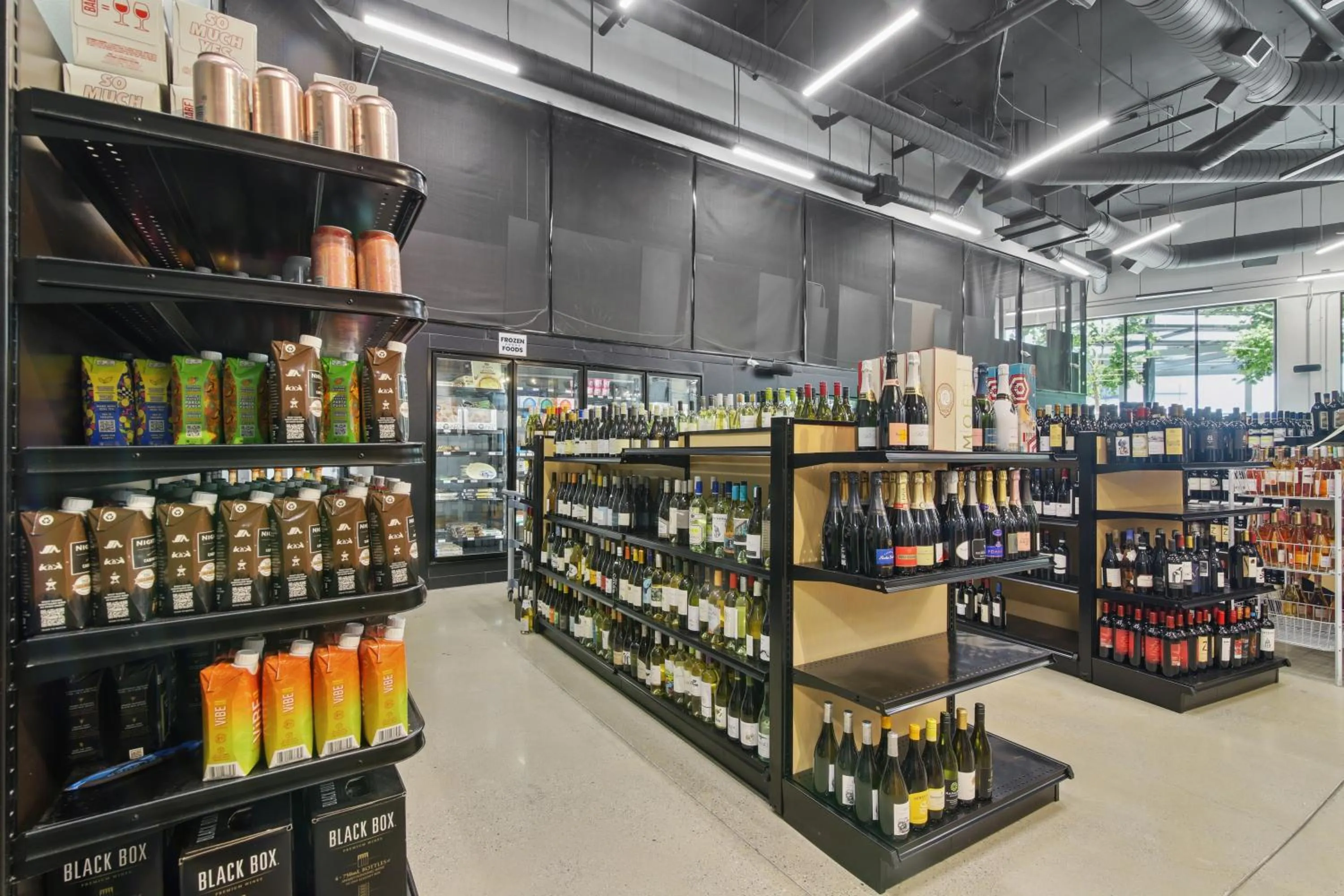 On-site shops in Sentral West Midtown at Star Metals