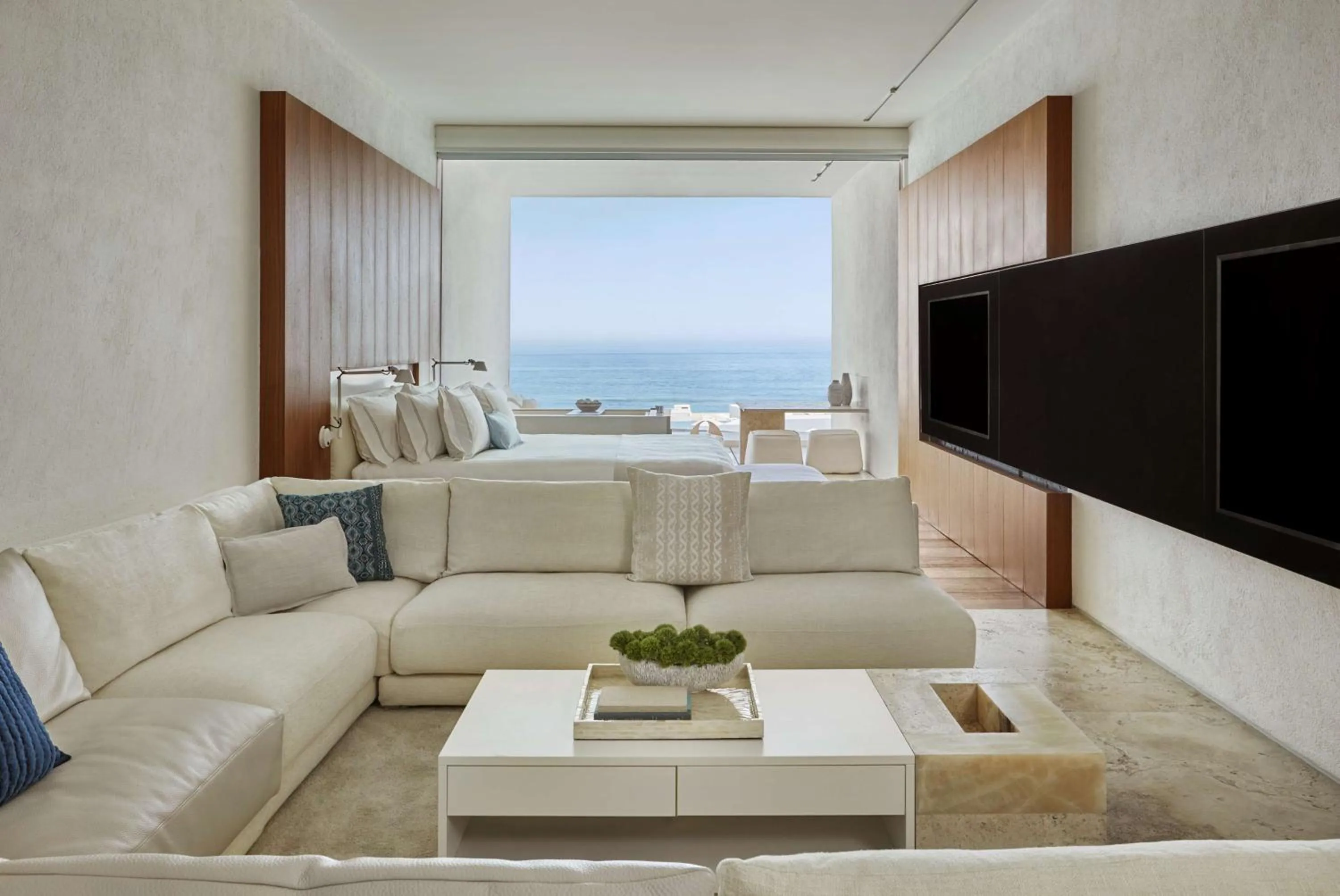Living room in Viceroy Los Cabos