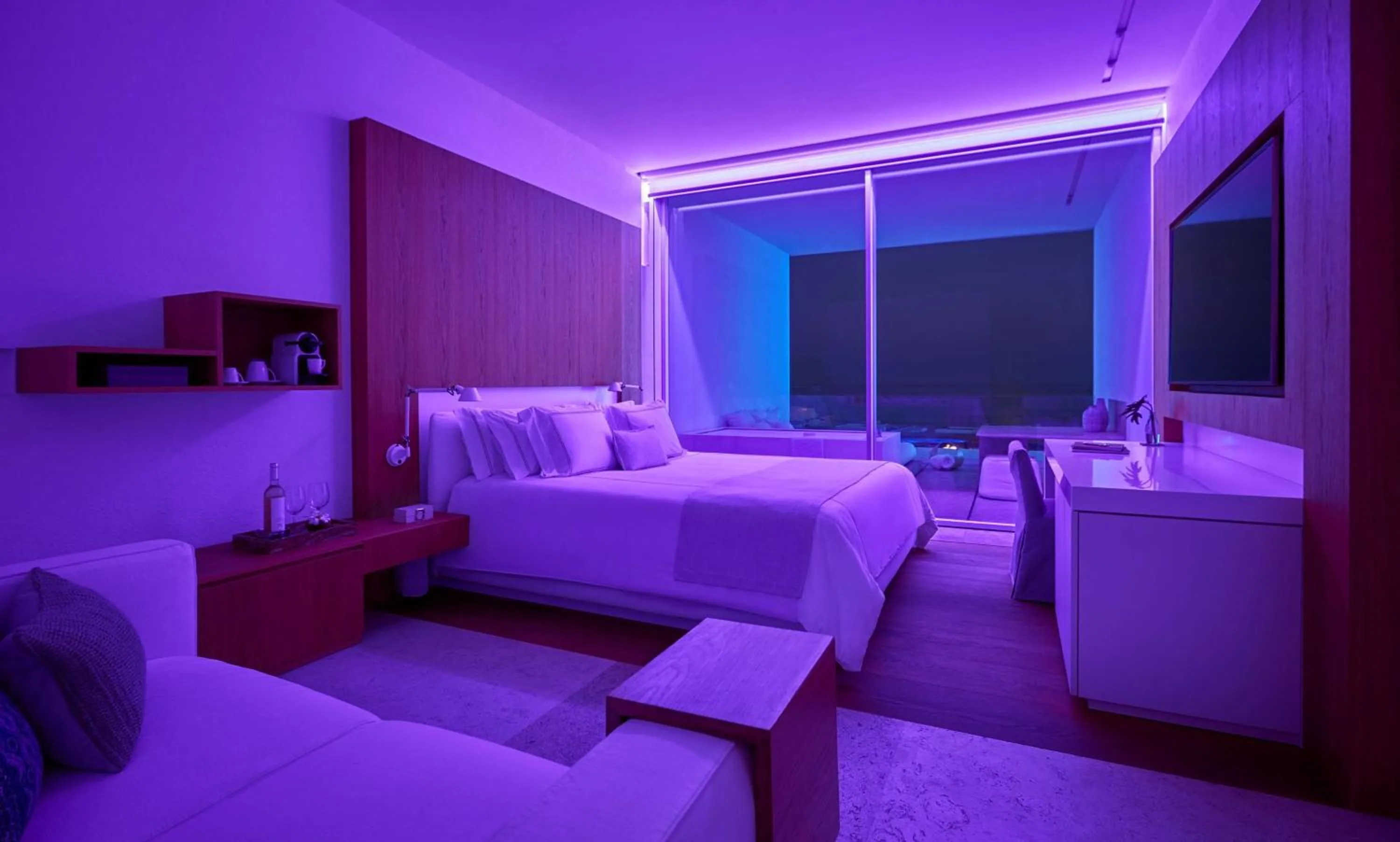 Photo of the whole room, Bed in Viceroy Los Cabos