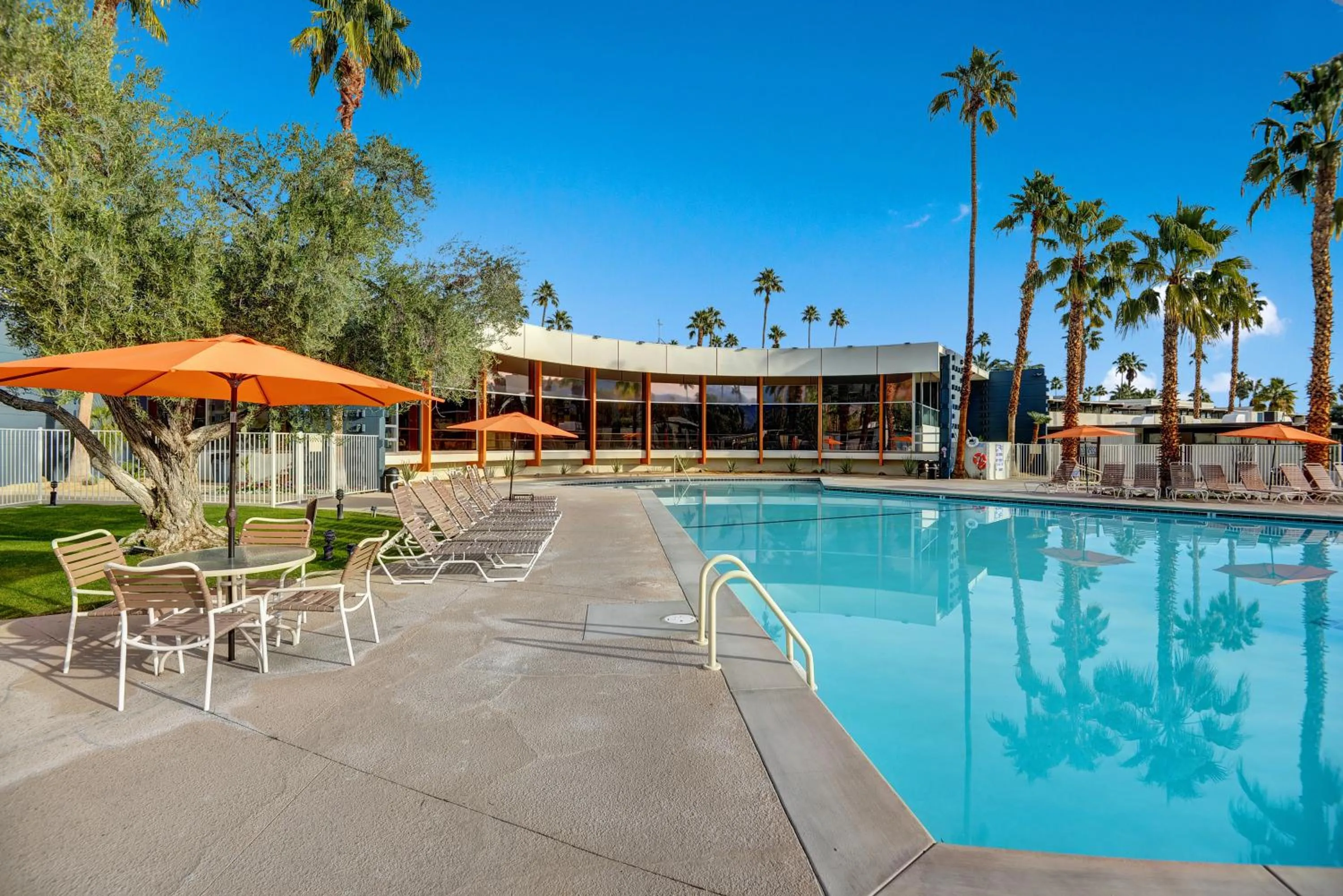 Ocotillo Lodge Retropad-1BR Bungalow South PS
