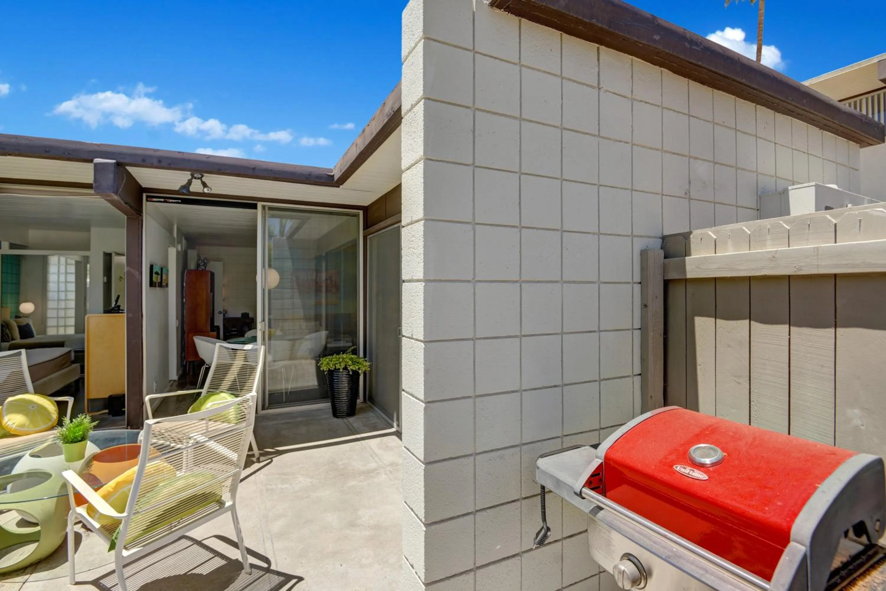 Ocotillo Lodge Retropad-1BR Bungalow South PS