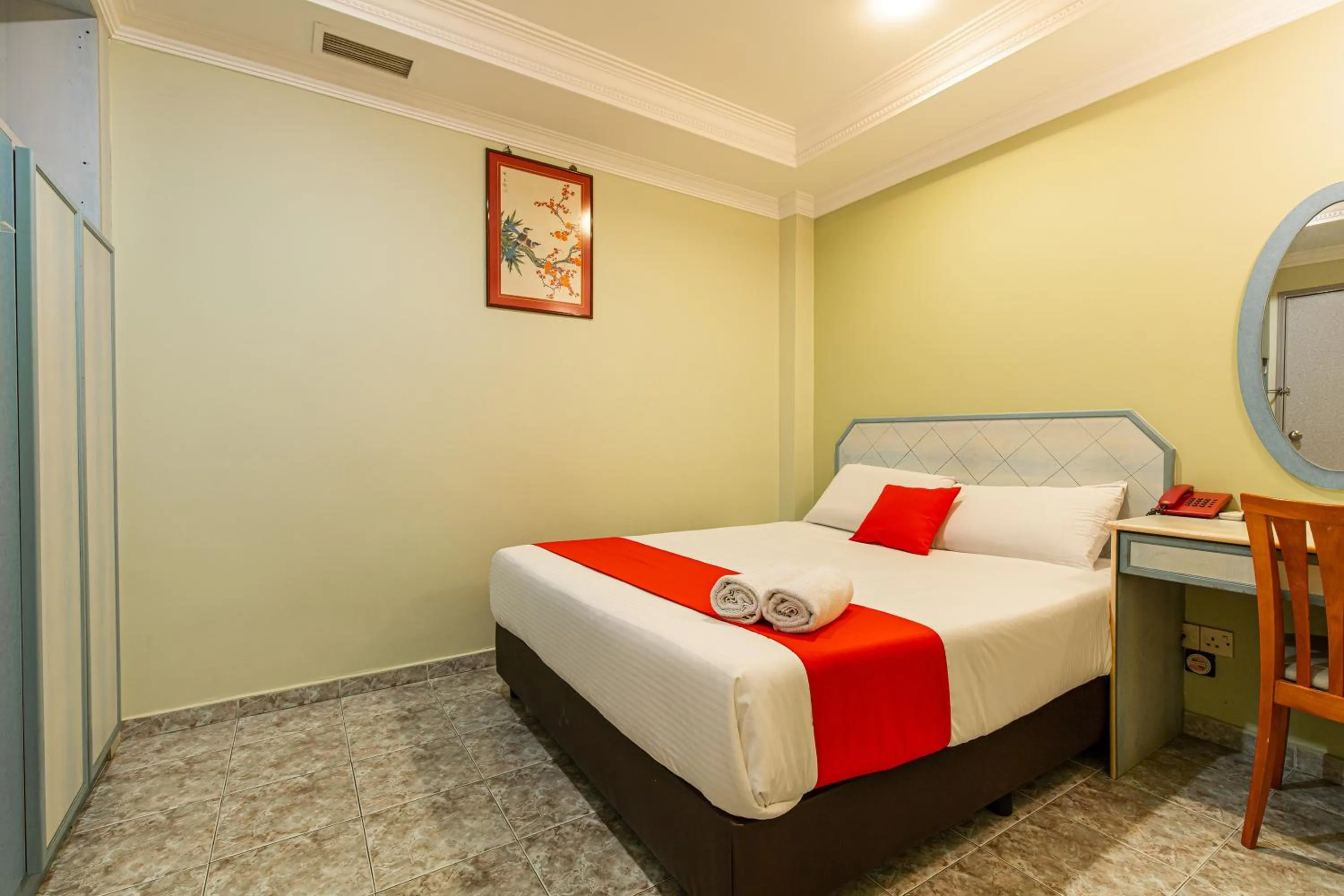 Photo of the whole room, Bed in Hotel Fuji