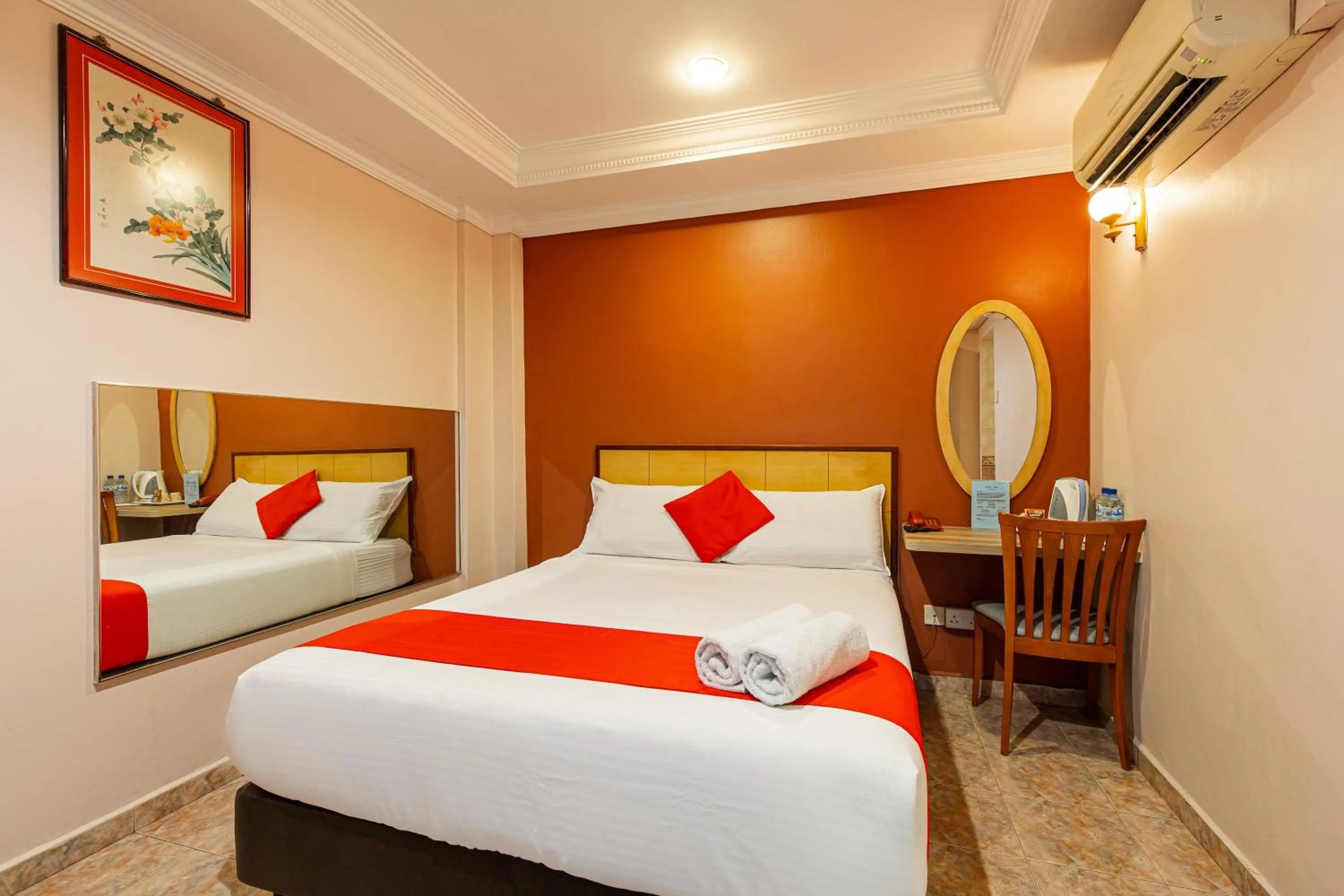 Photo of the whole room, Bed in Hotel Fuji