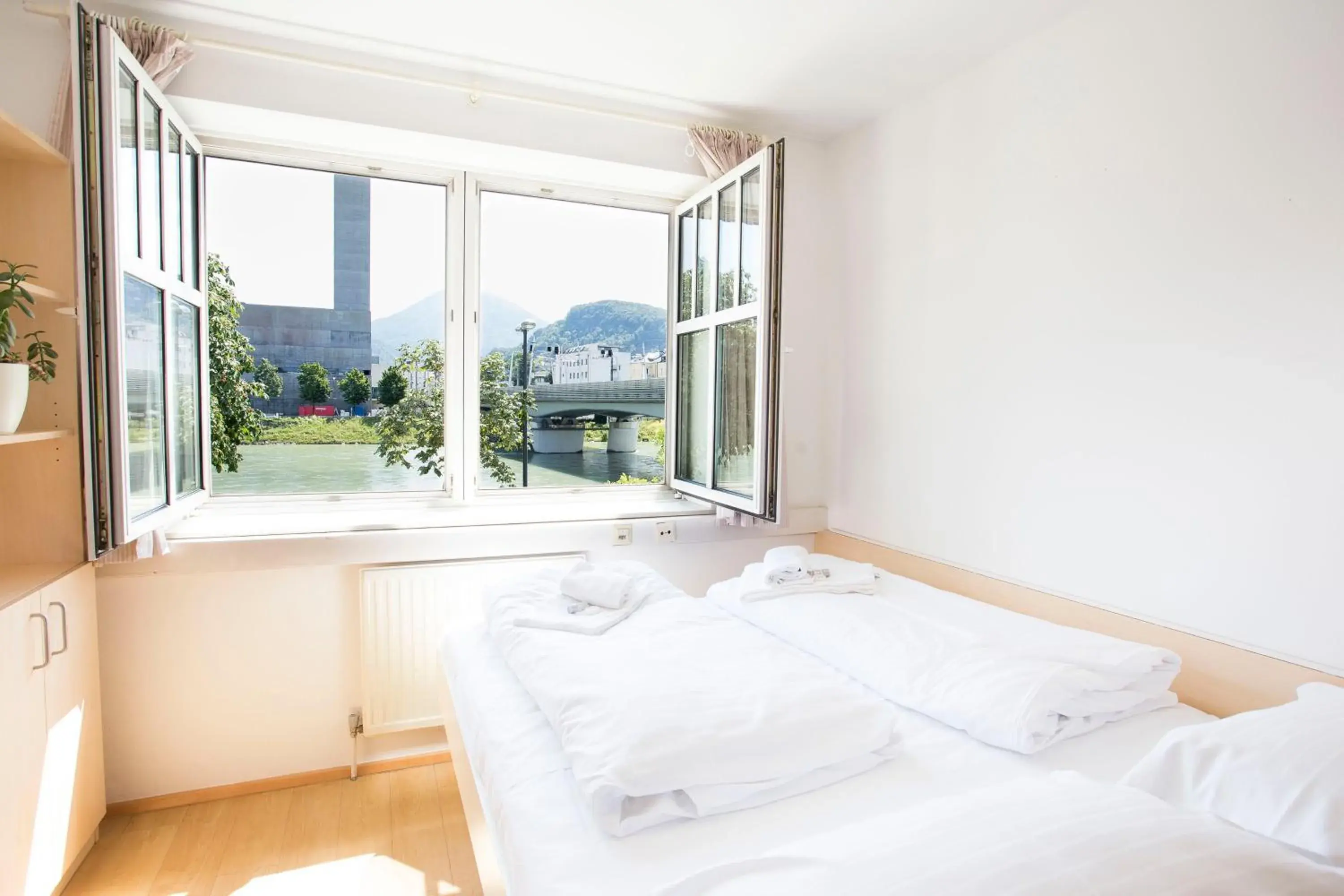 Bed in myNext - Summer Hostel Salzburg