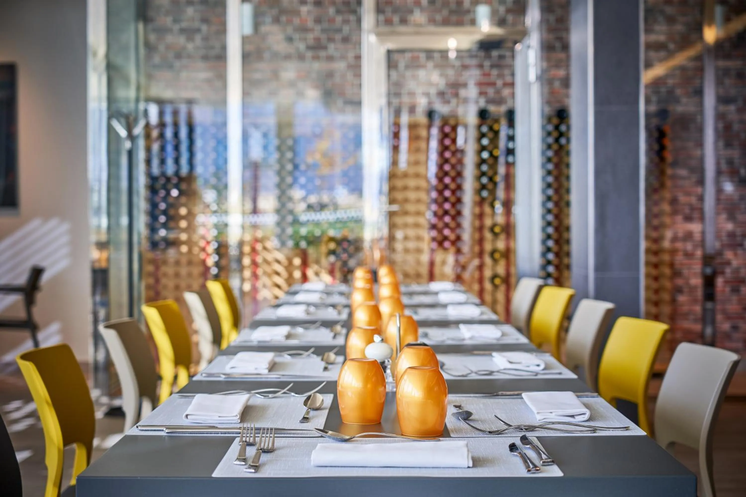 Restaurant/places to eat in Spark by Hilton Lyon Eurexpo