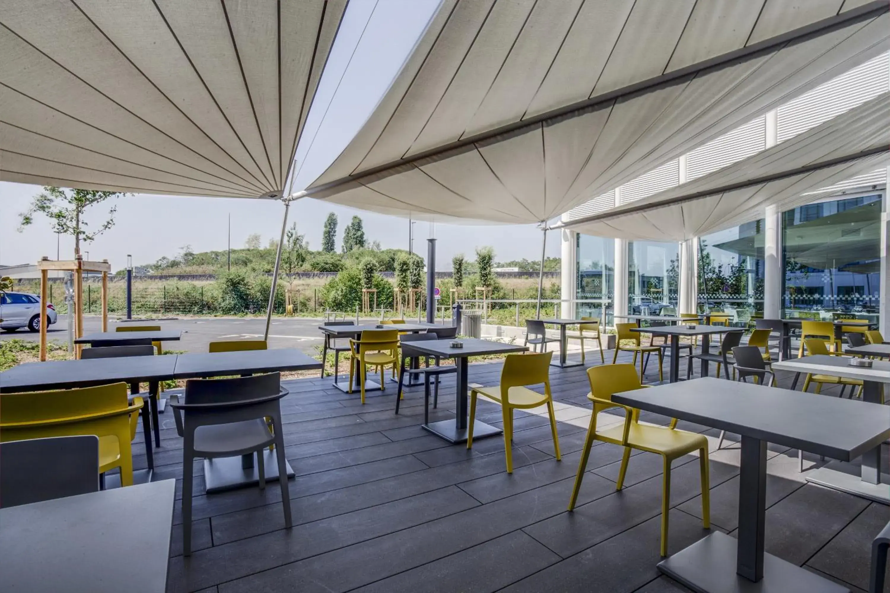 Restaurant/places to eat in Hotel ParKest Restaurant/places to eat in Hotel ParKest