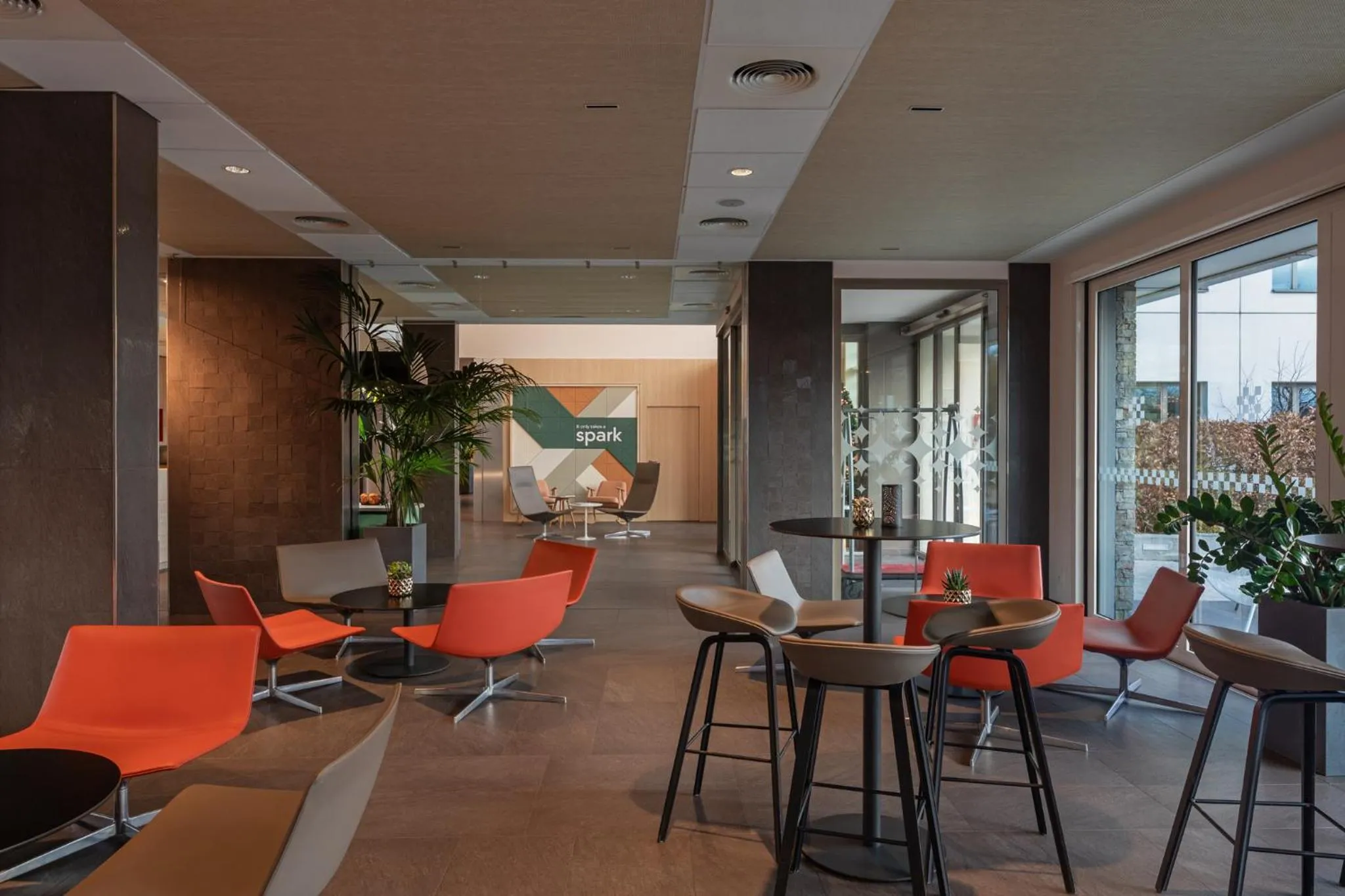 Lobby or reception in Spark by Hilton Lyon Eurexpo