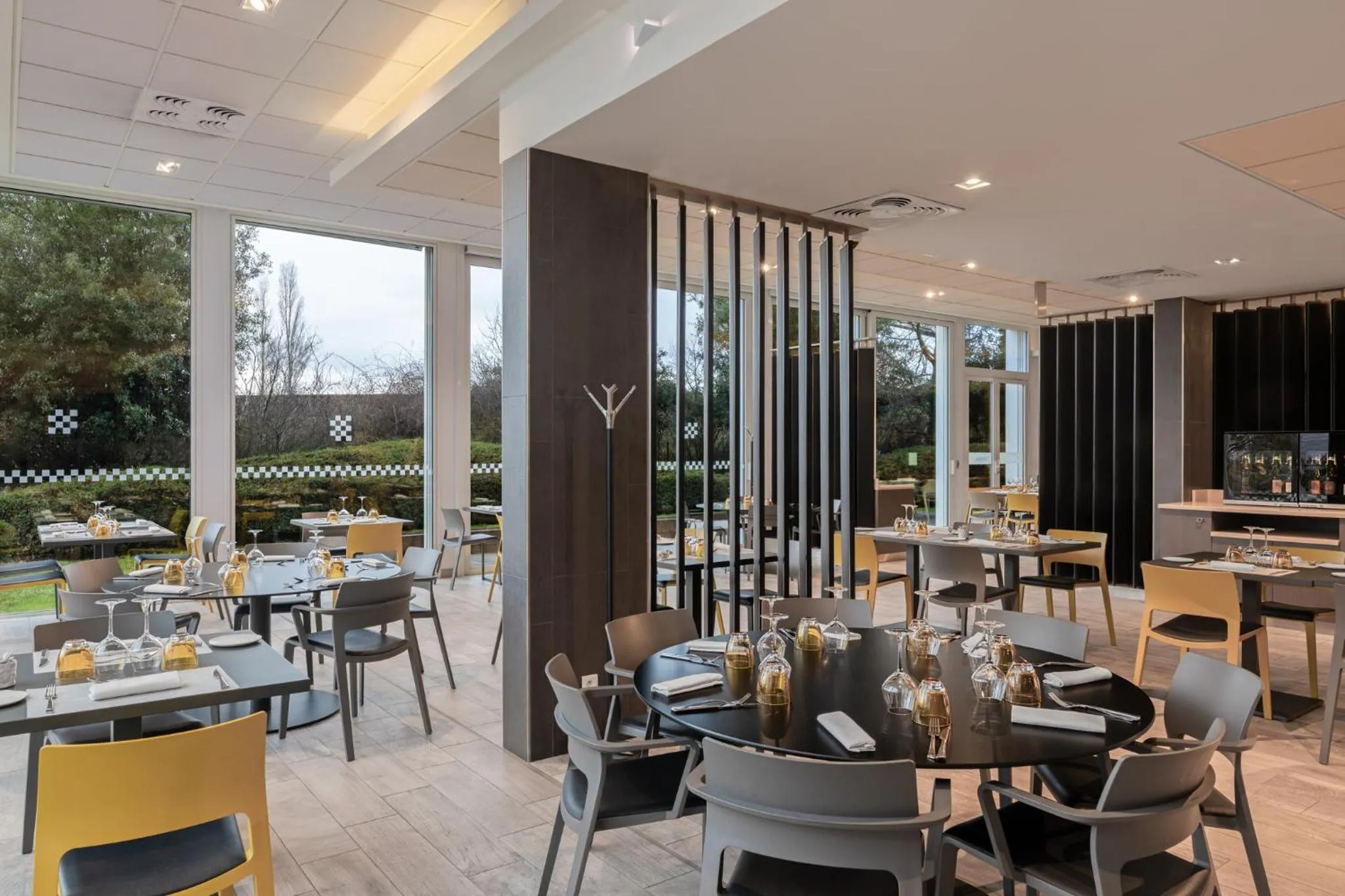Restaurant/places to eat in Spark by Hilton Lyon Eurexpo