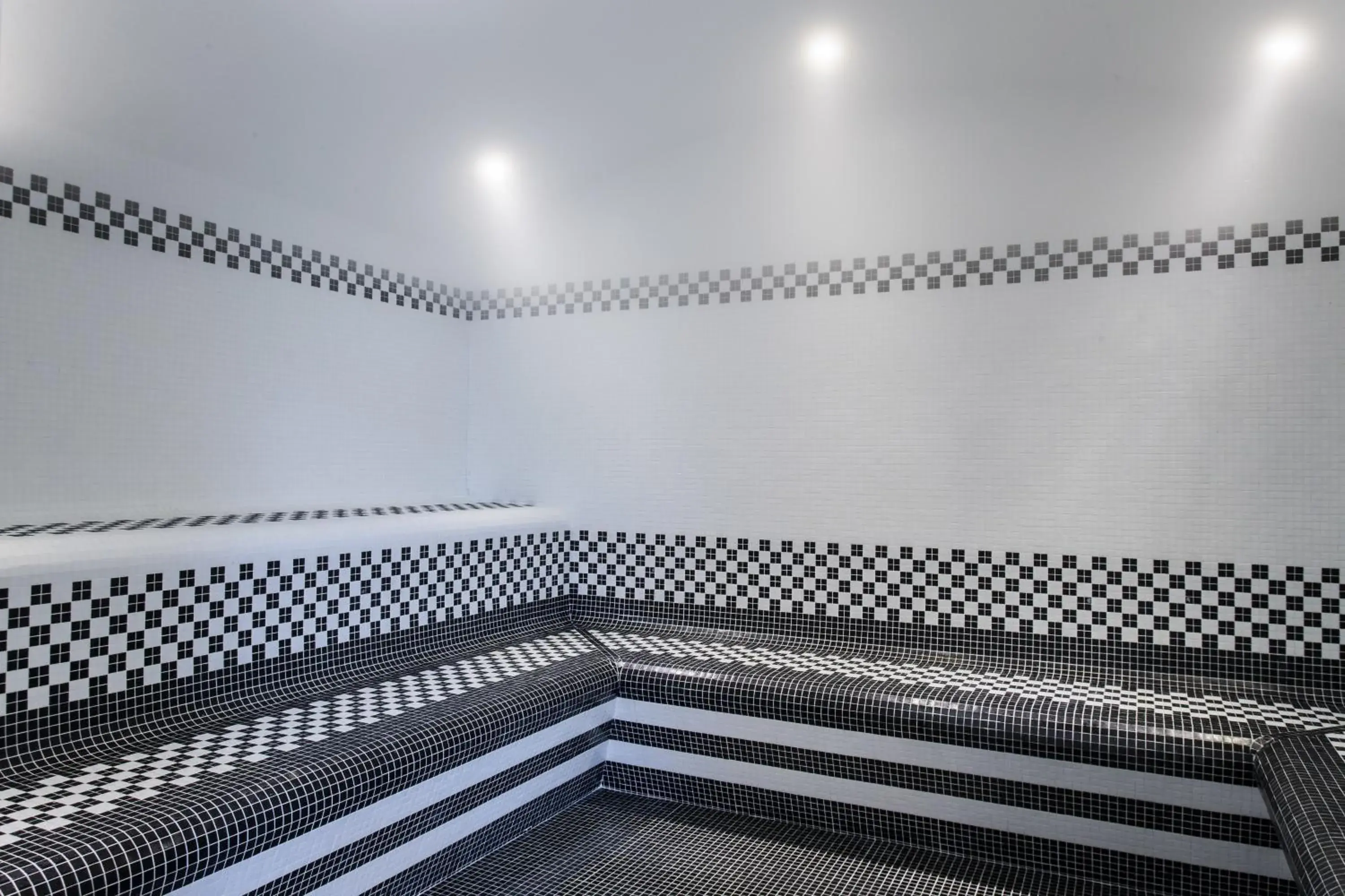 Spa and wellness centre/facilities in Hotel ParKest Spa and wellness centre/facilities in Hotel ParKest