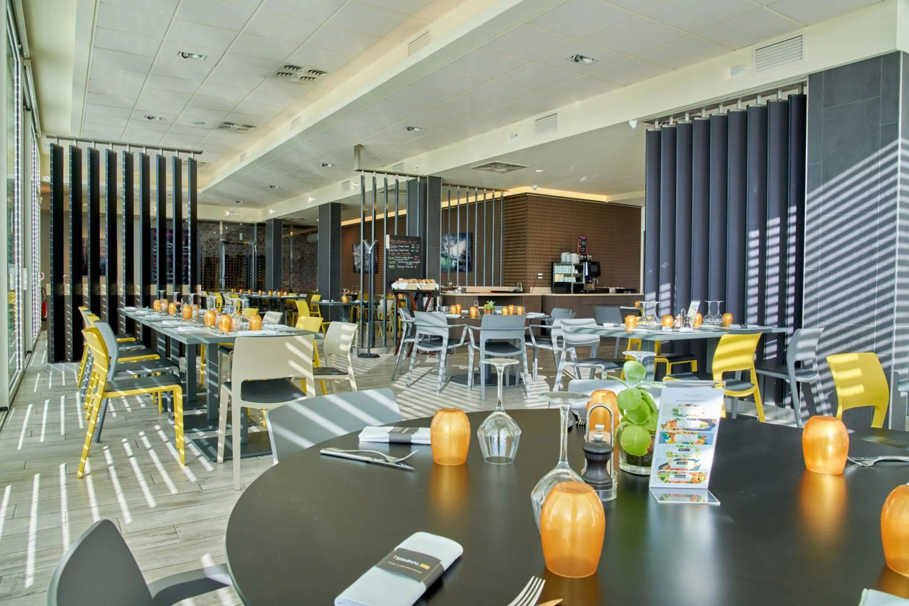 Restaurant/places to eat in Spark by Hilton Lyon Eurexpo