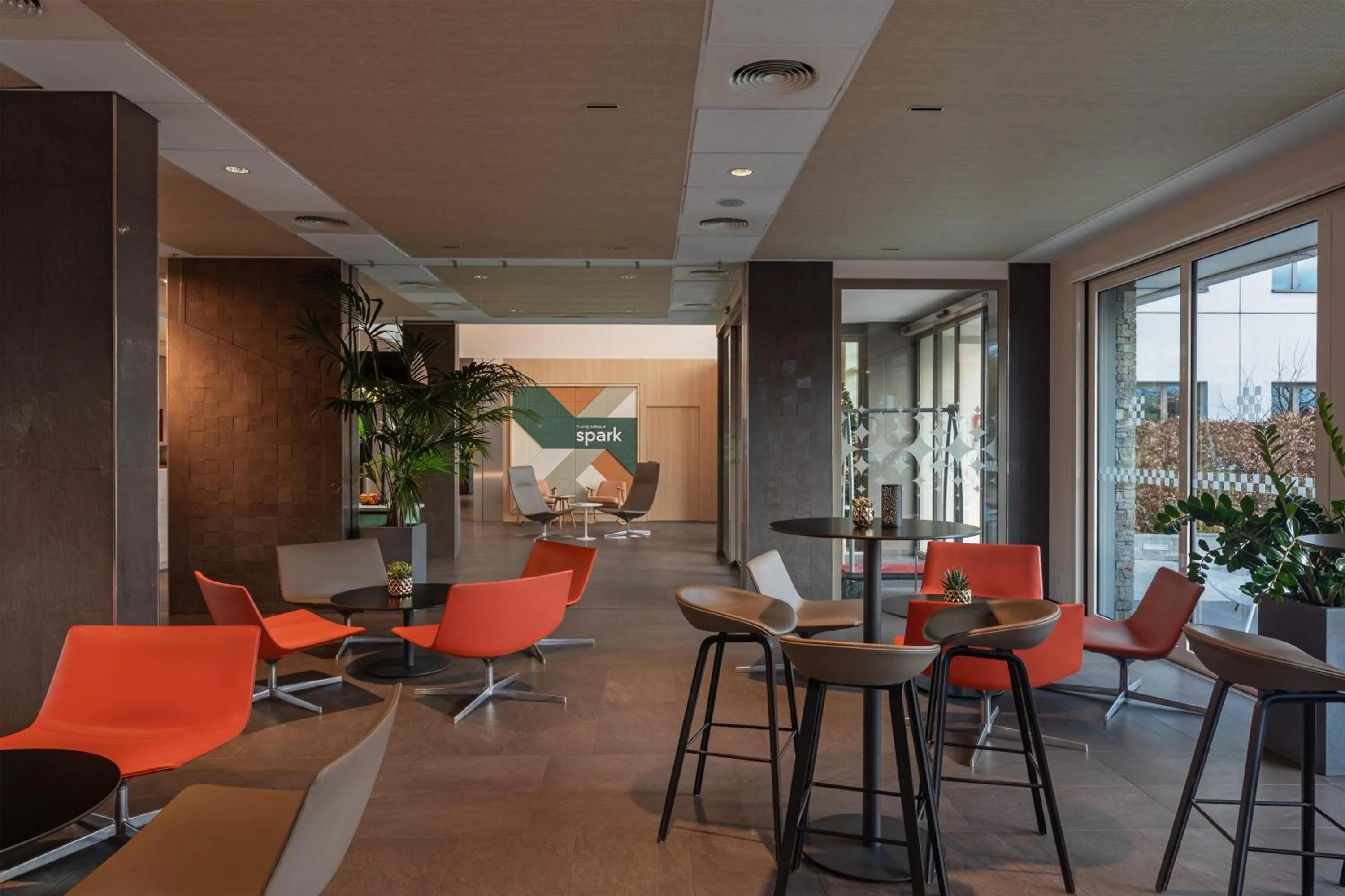 Lobby or reception in Spark by Hilton Lyon Eurexpo