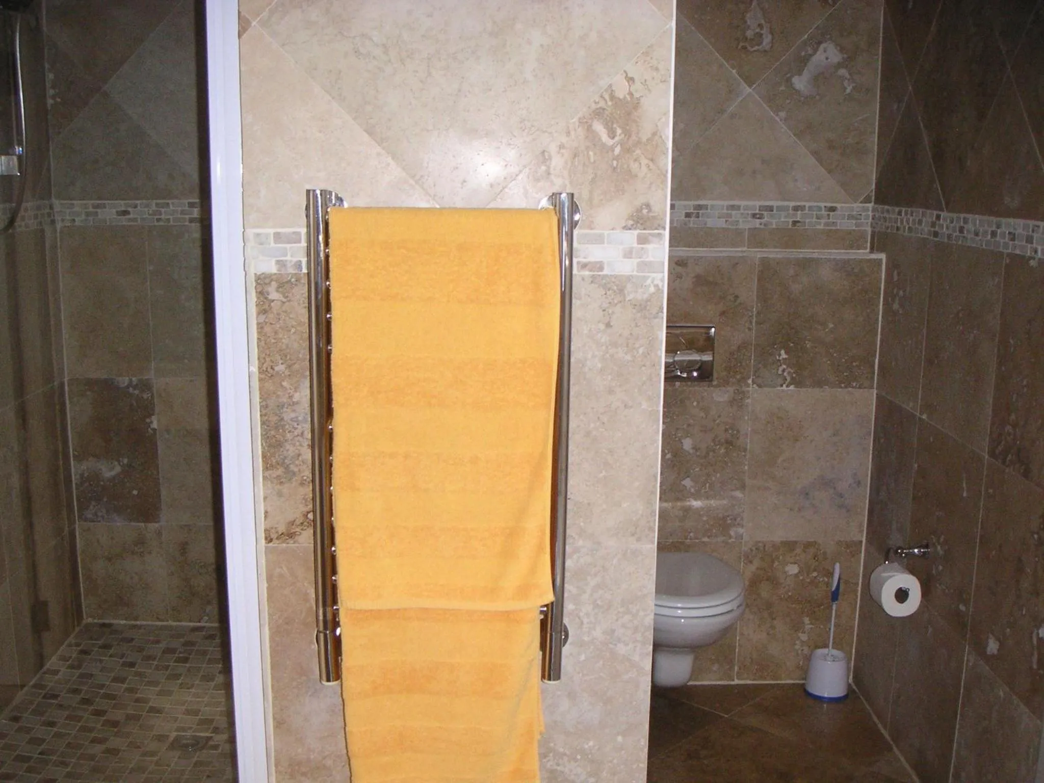 Bathroom in Waterside Living MM1394