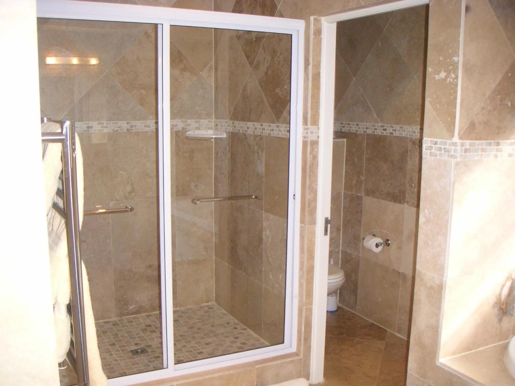 Bathroom in Waterside Living MM1394