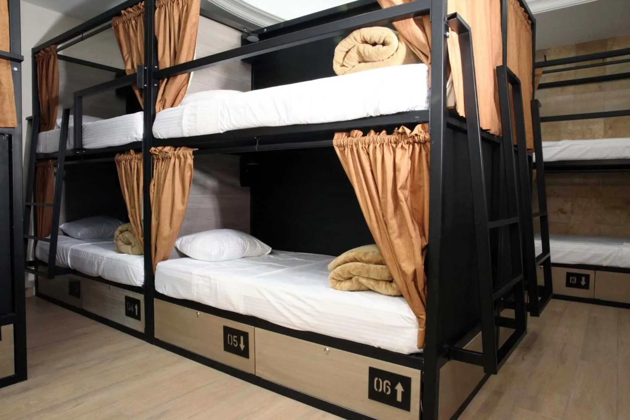 Bed in Hotel Grand Lion