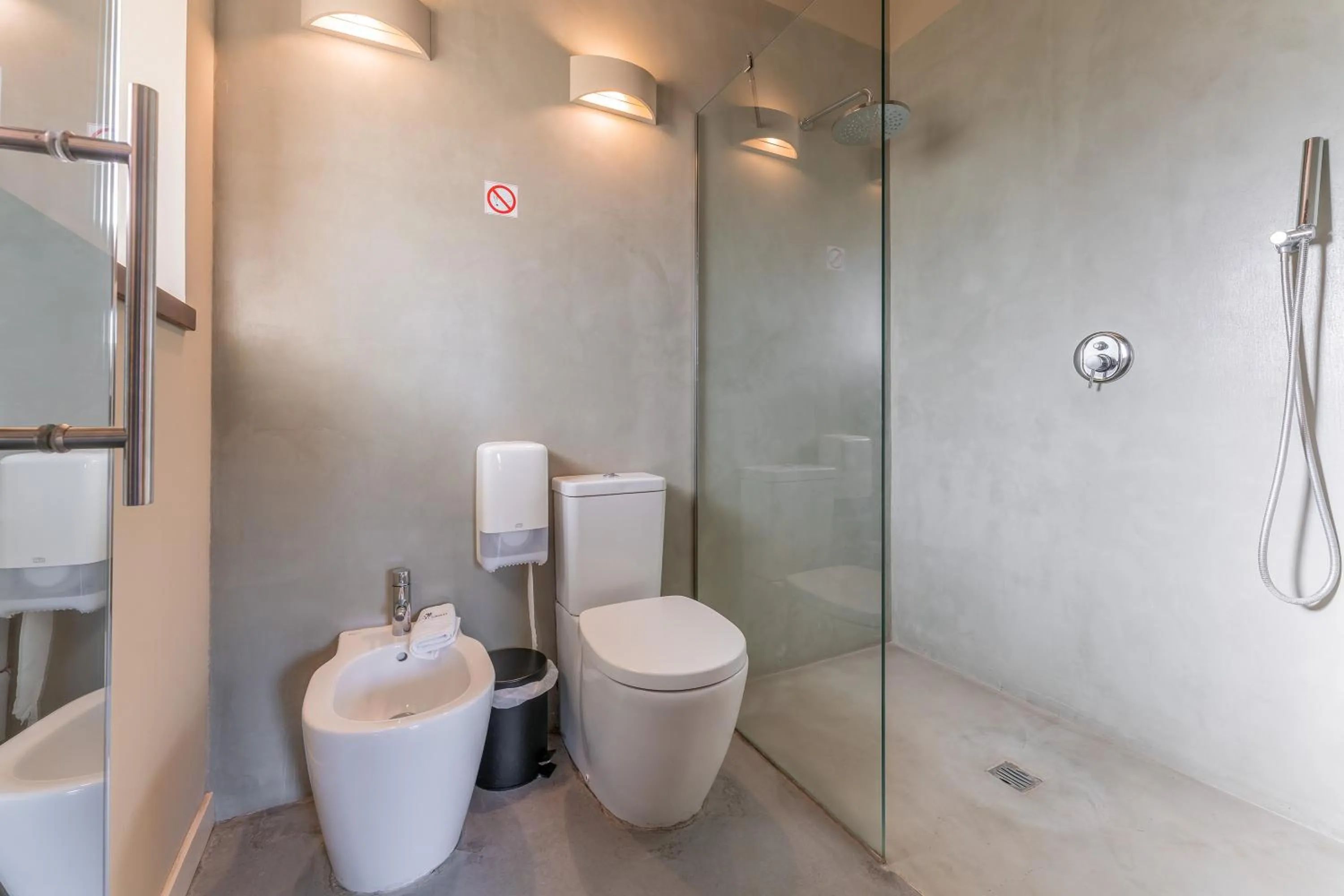 Toilet in Hotel Mas De Cebrian