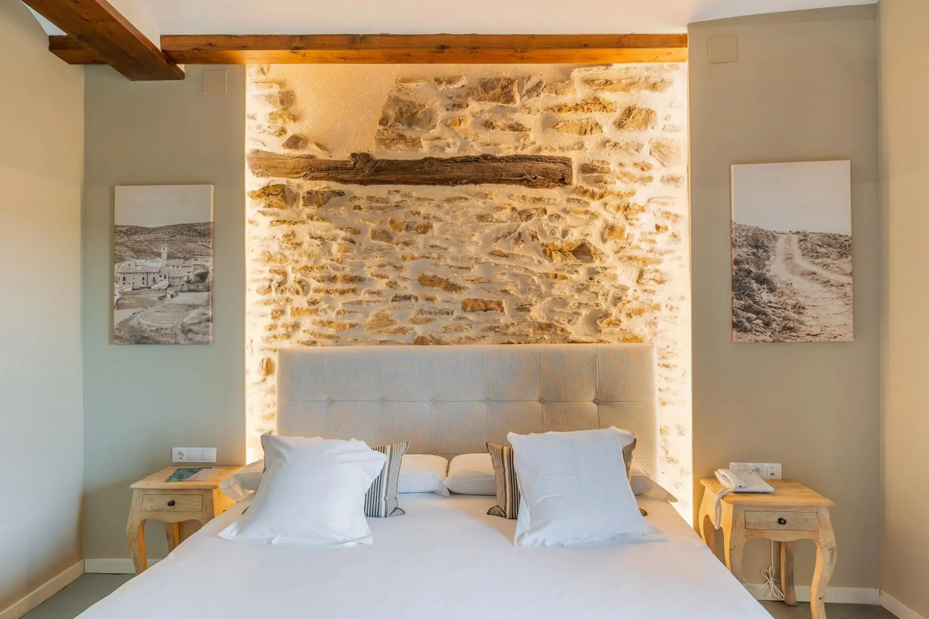 Superior Double Room in Hotel Mas De Cebrian Superior Double Room in Hotel Mas De Cebrian