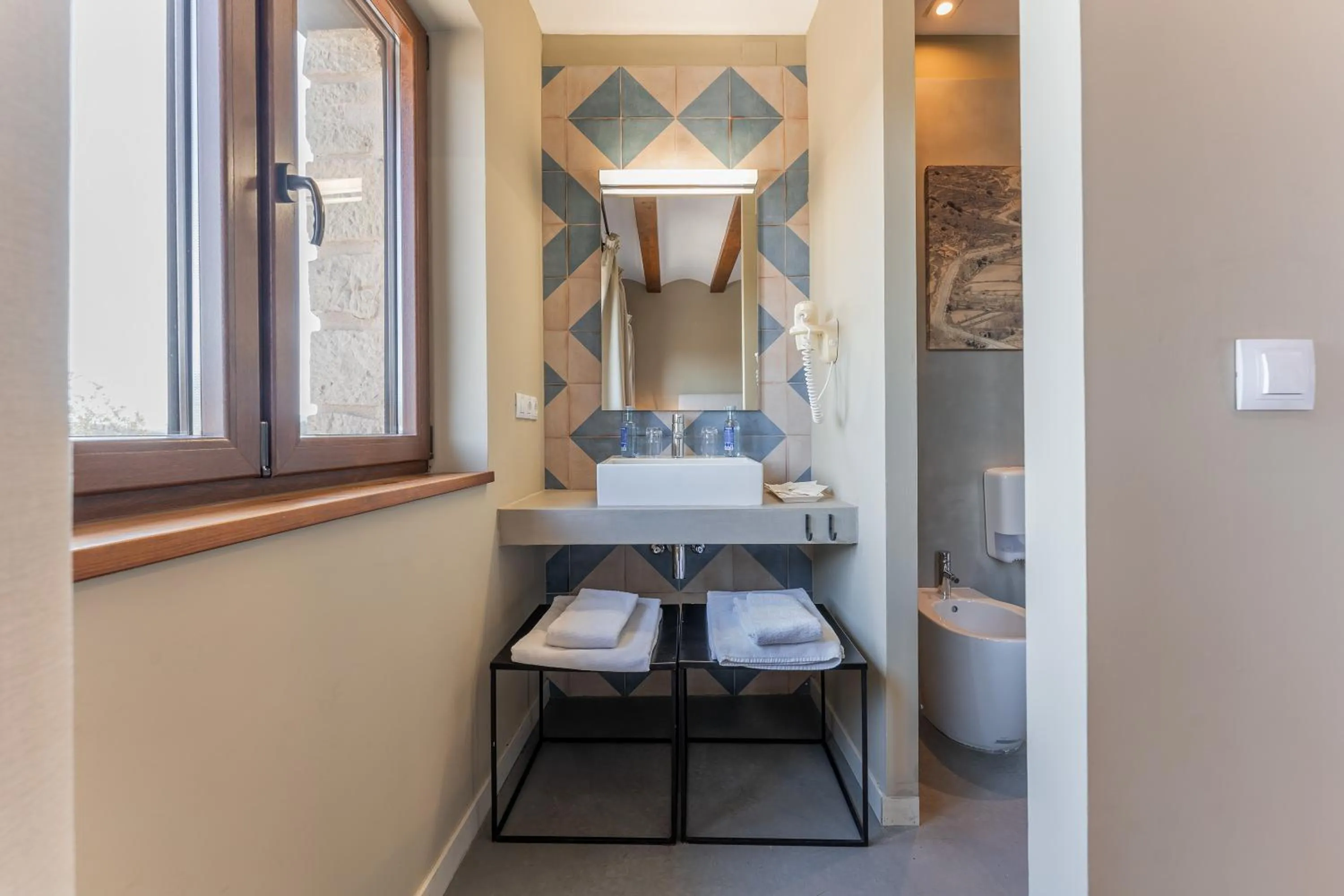 Bathroom, Bed in Hotel Mas De Cebrian