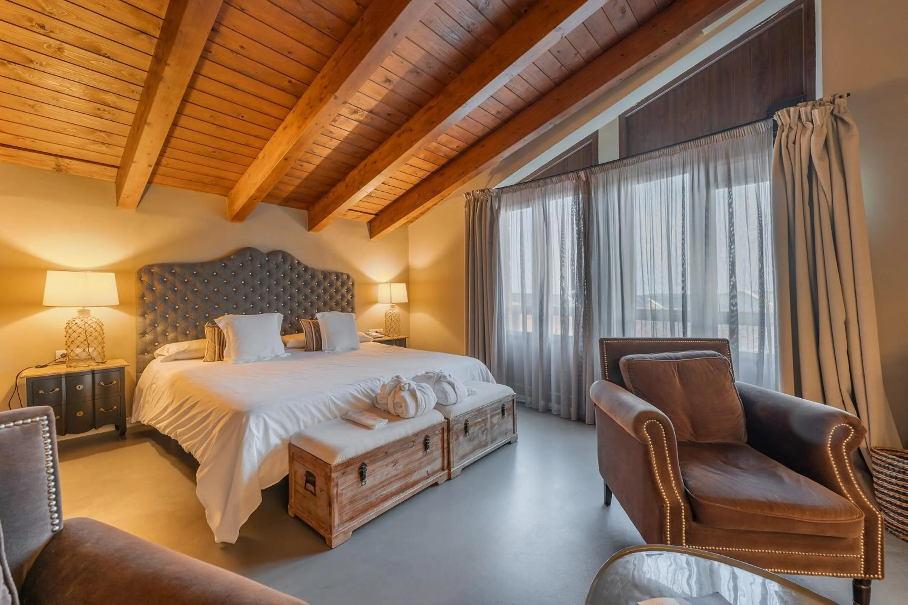 Bedroom, Bed in Hotel Mas De Cebrian