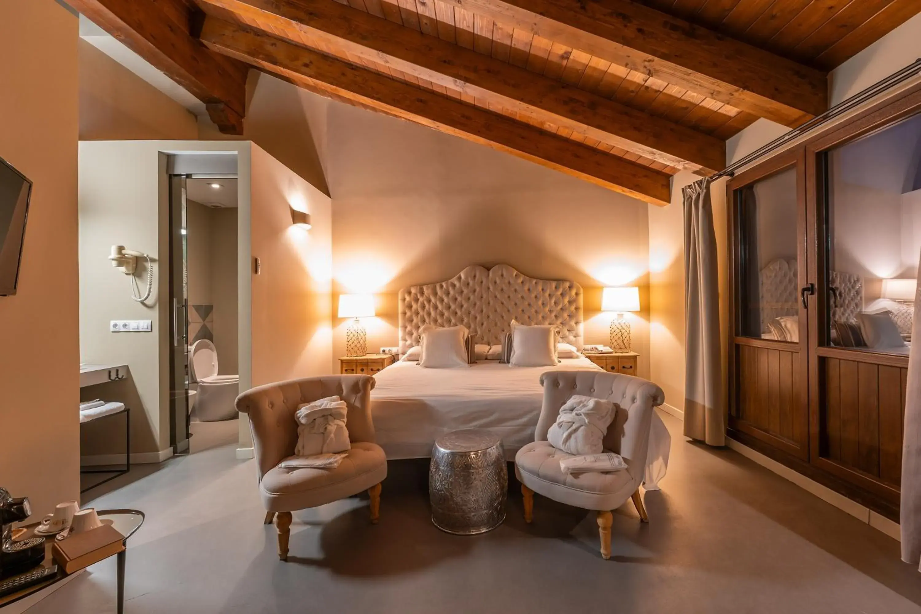 Photo of the whole room, Bed in Hotel Mas De Cebrian Photo of the whole room, Bed in Hotel Mas De Cebrian