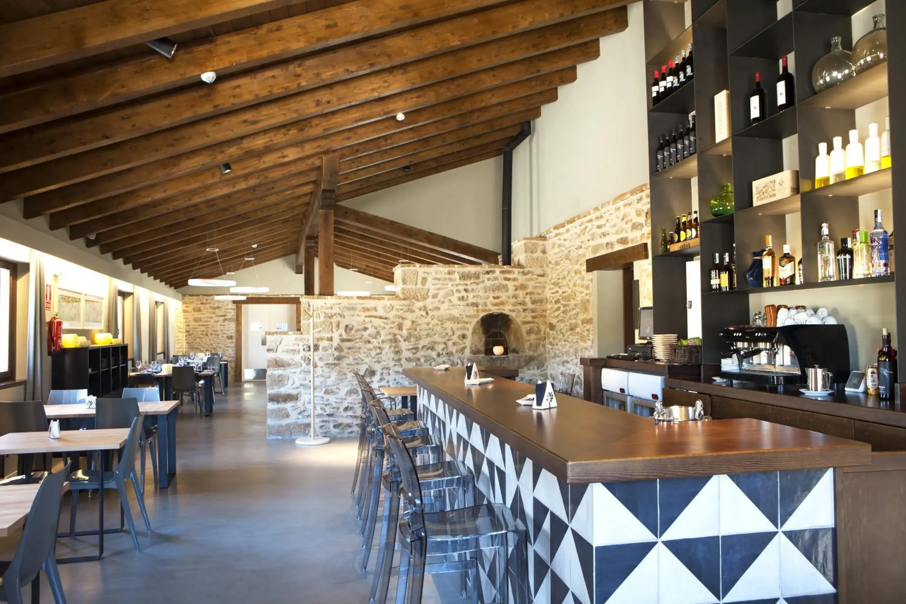 Lounge or bar in Hotel Mas De Cebrian Lounge or bar in Hotel Mas De Cebrian