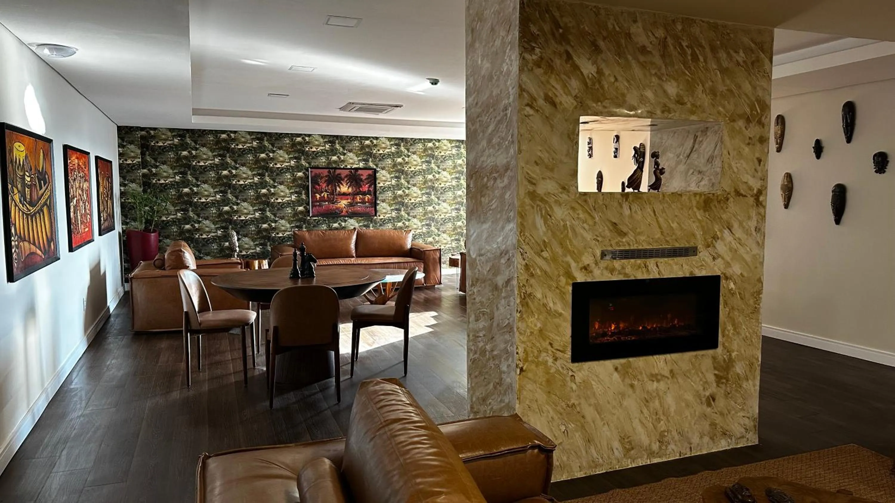 fireplace in Gran Paradiso Campos do Jordão By Ventura OFICIAL