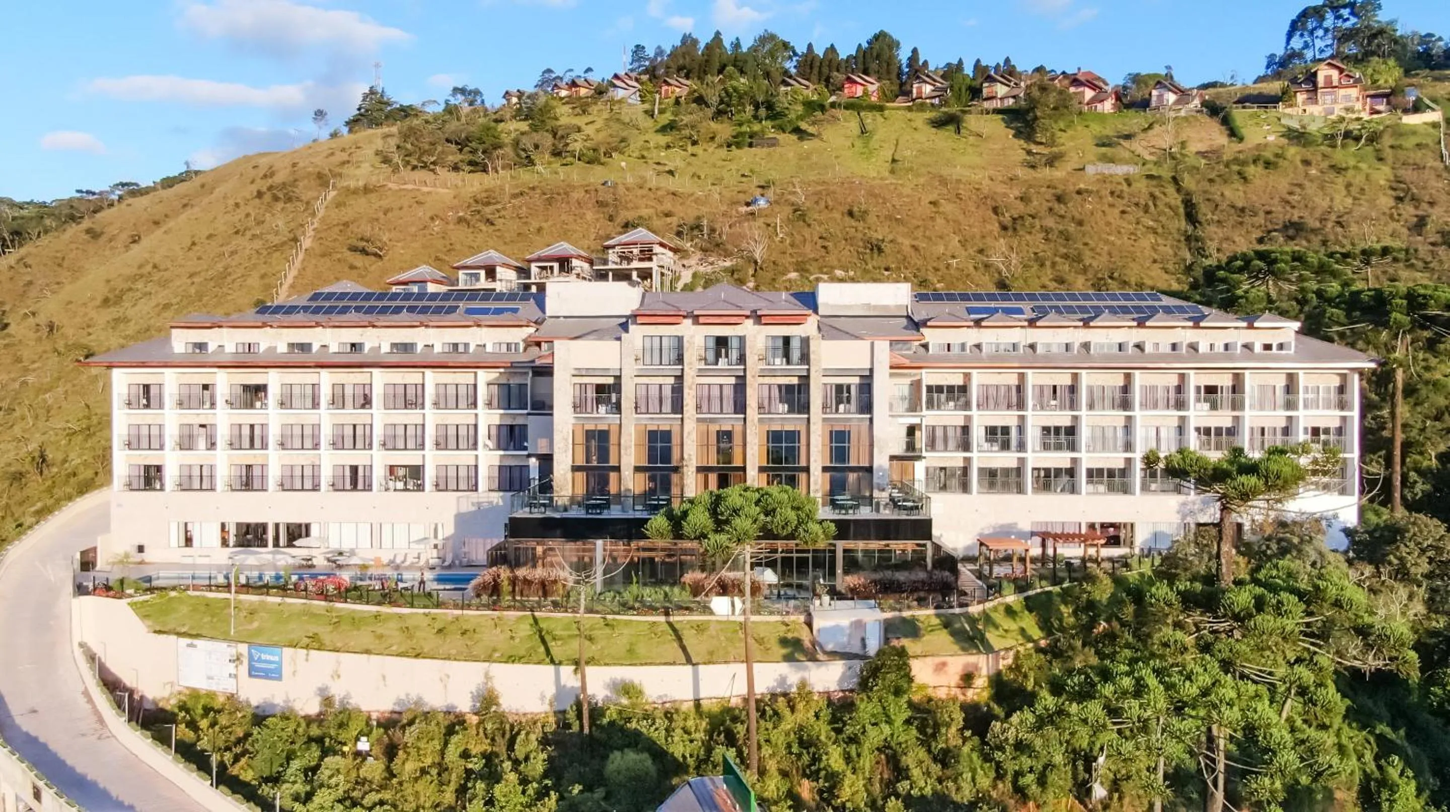 Property building in Gran Paradiso Campos do Jordão By Ventura OFICIAL