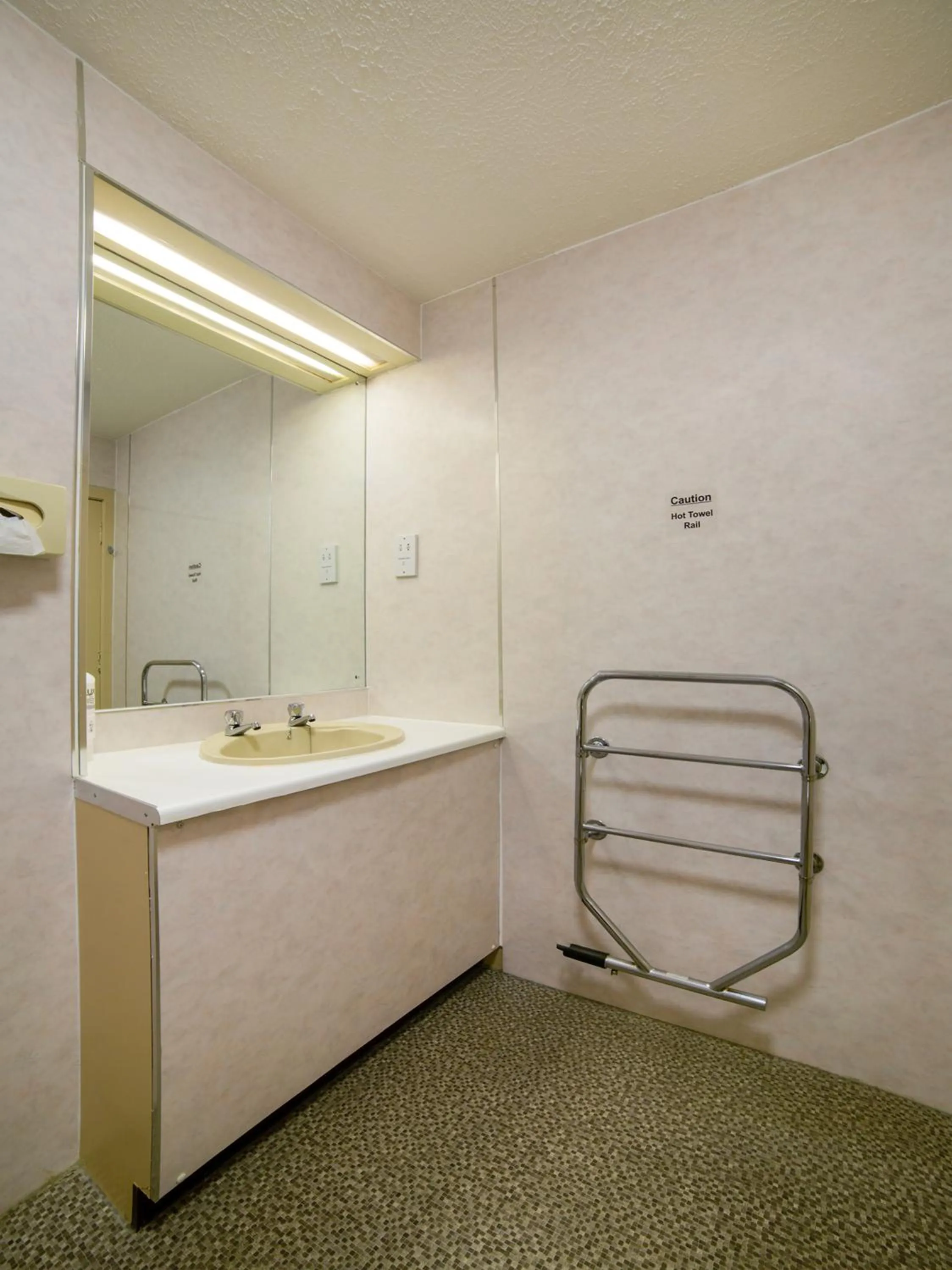 Bathroom in Brentwood Aberdeen City Centre near Union Street