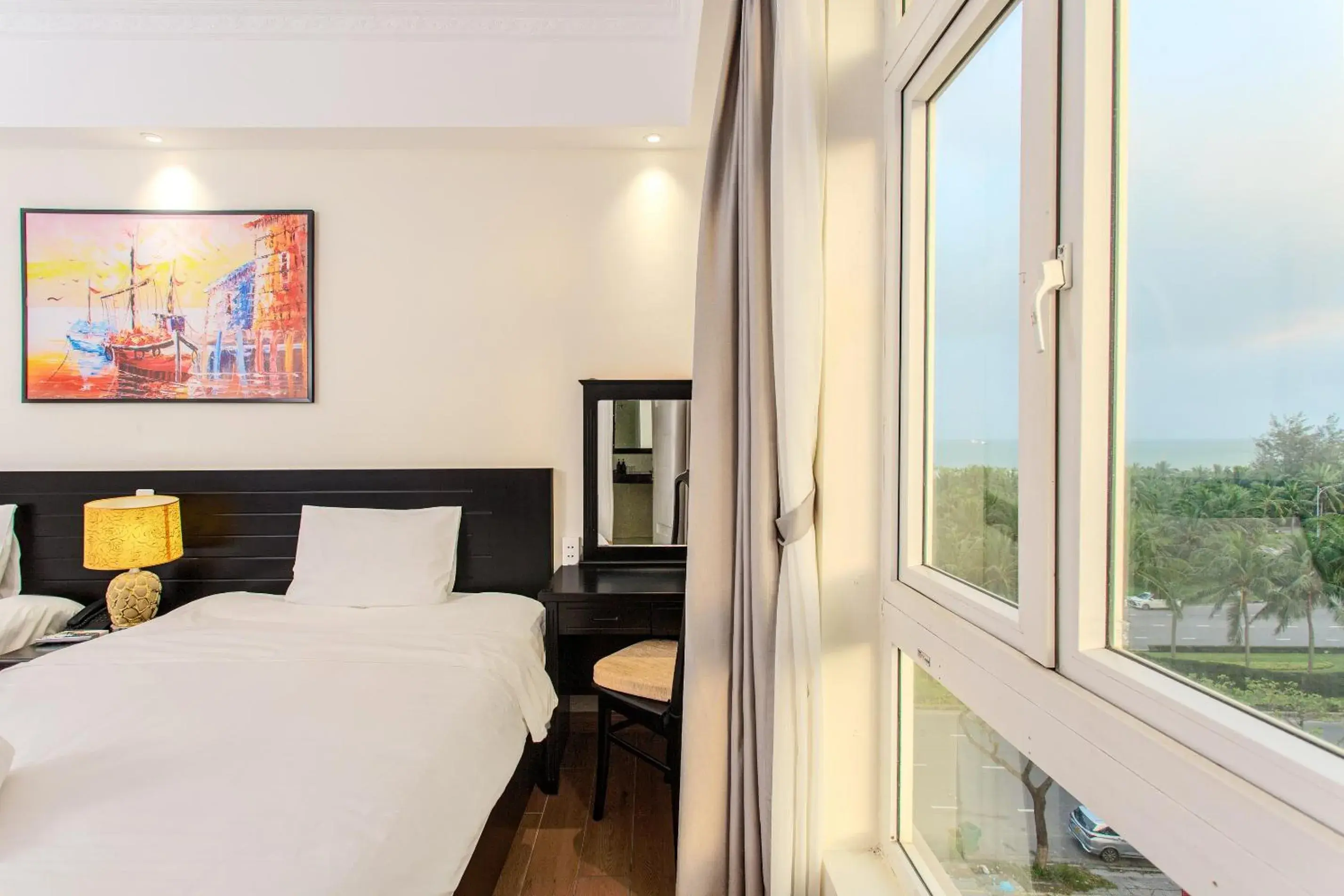 Twin Room with Parital Sea View in Seavitel Danang Beach Hotel Twin Room with Parital Sea View in Seavitel Danang Beach Hotel