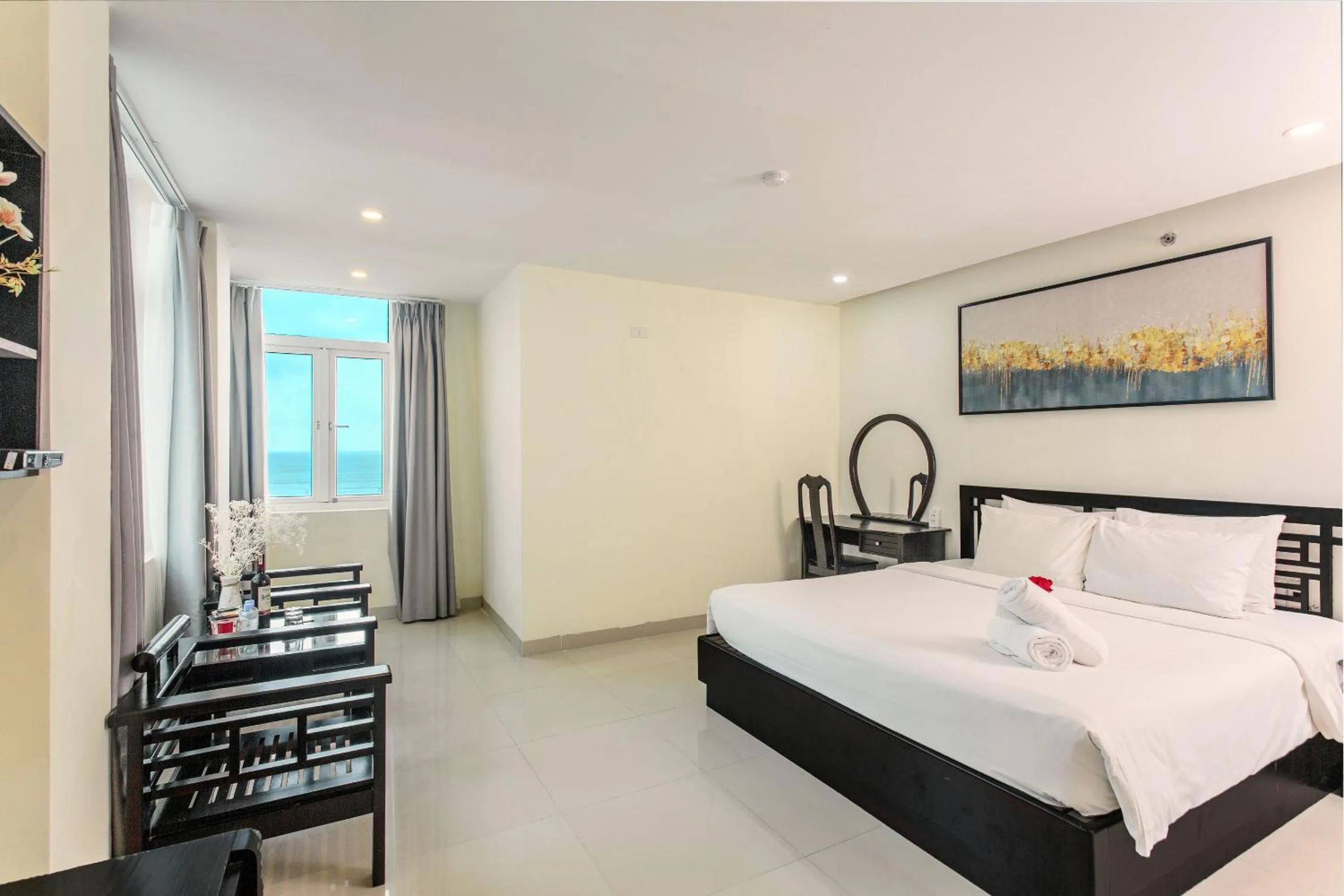 Bed in Seavitel Danang Beach Hotel